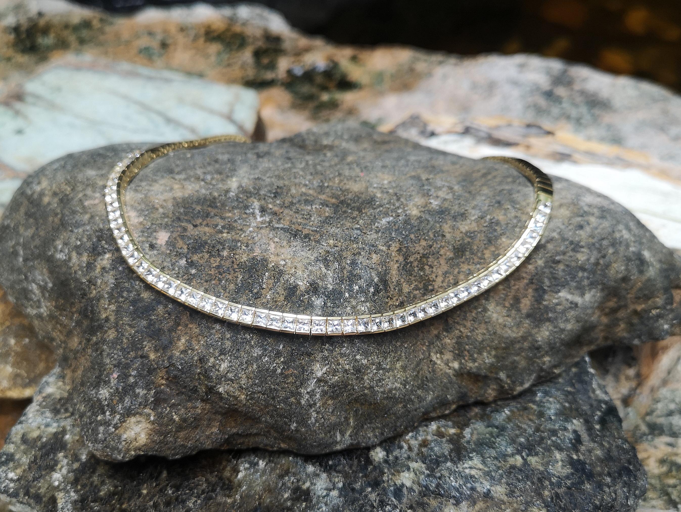 Collana di zaffiri bianchi con montatura in oro 18 carati in vendita 1