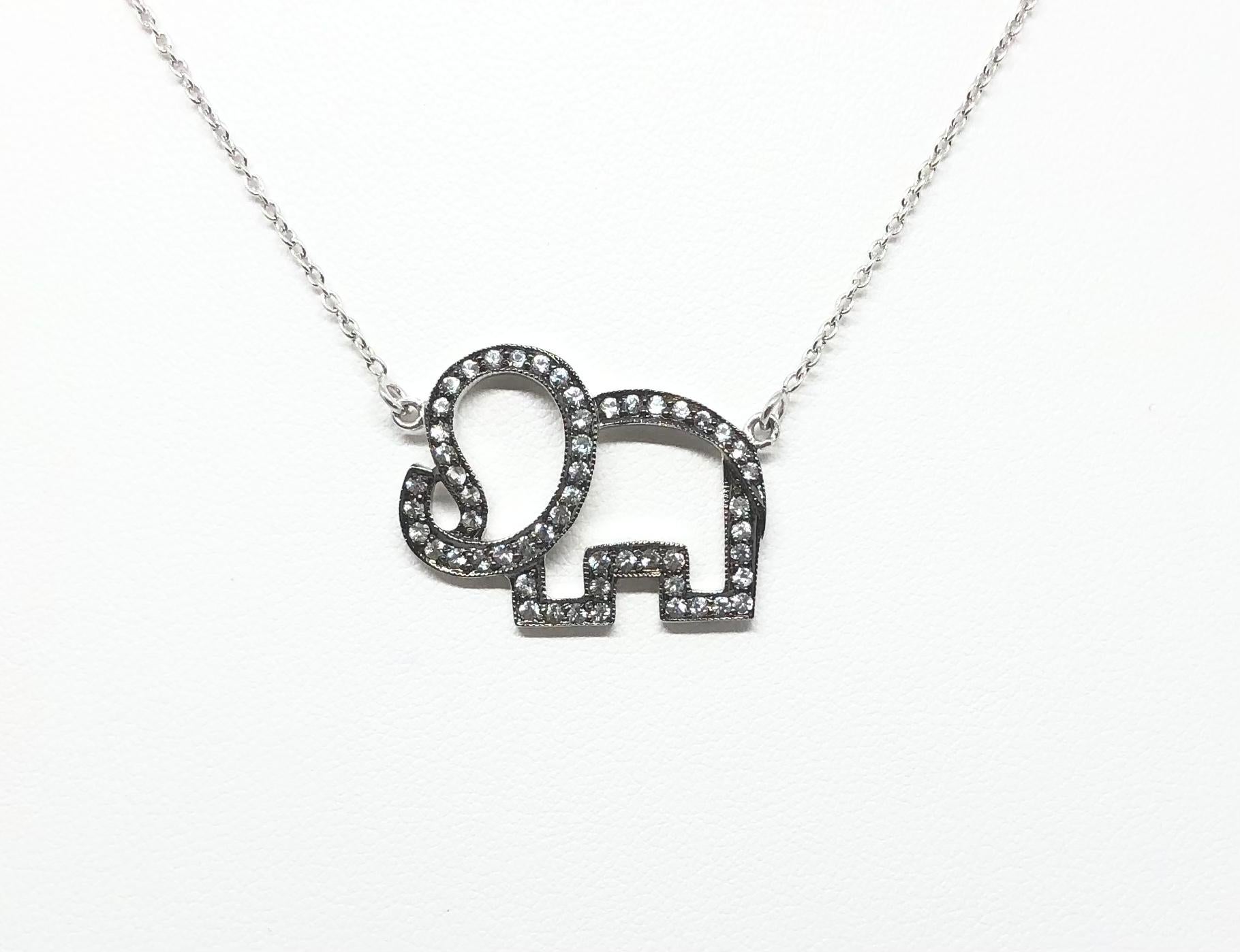 White Sapphire Elephant Necklace set in Silver Settings In New Condition For Sale In Dusit, 10