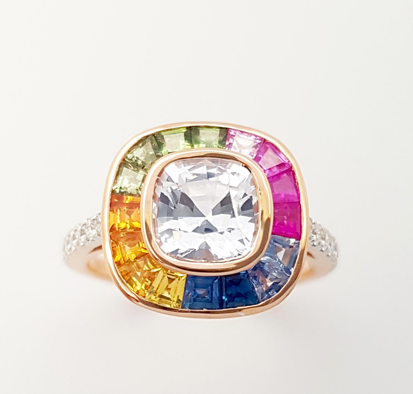 Weißer Saphir, regenbogenfarbener Saphir und Diamantring aus 18 Karat Roségold im Angebot 1