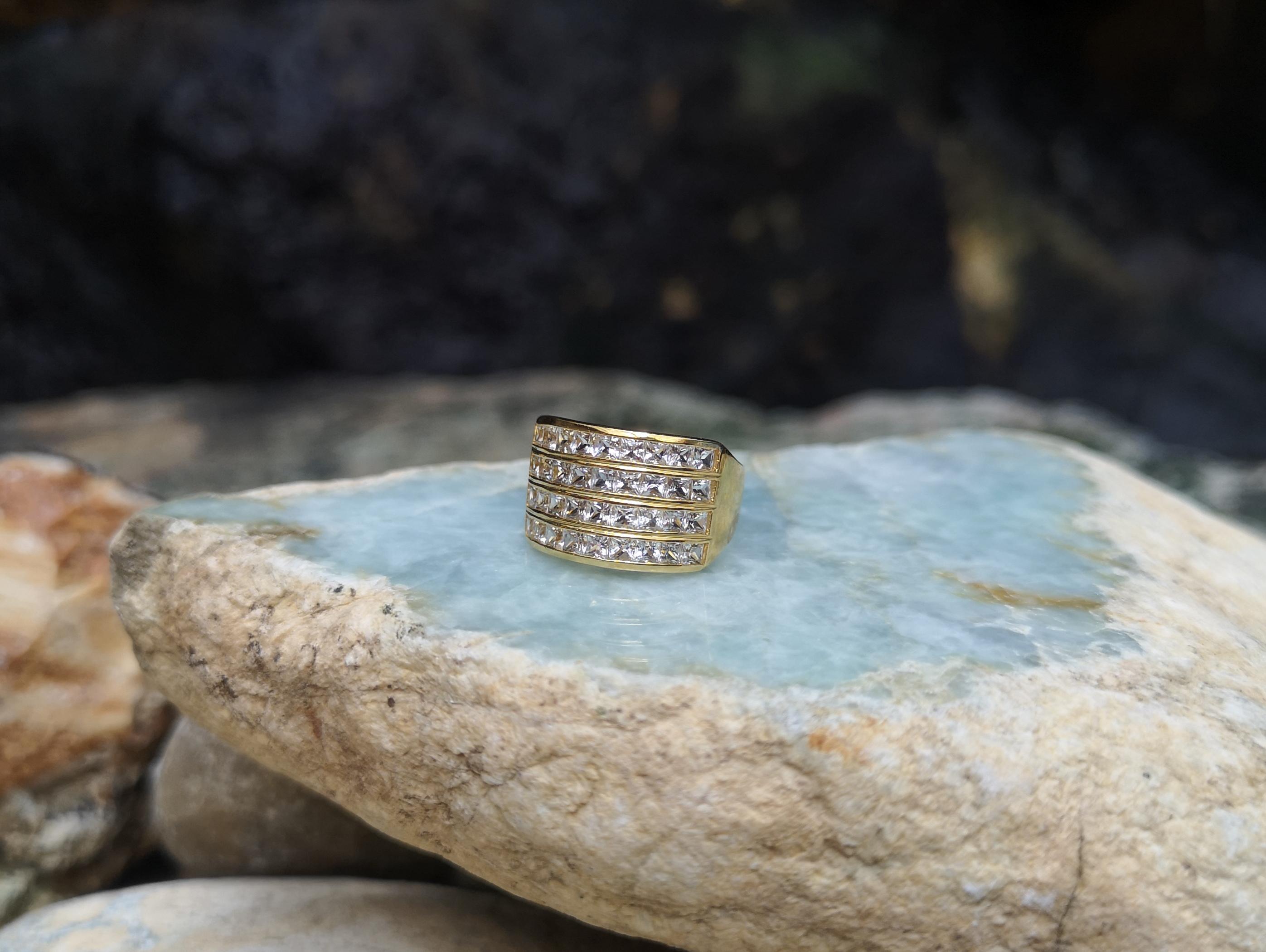 Ring mit weißem weißem Saphir in 18 Karat Goldfassung im Angebot 7