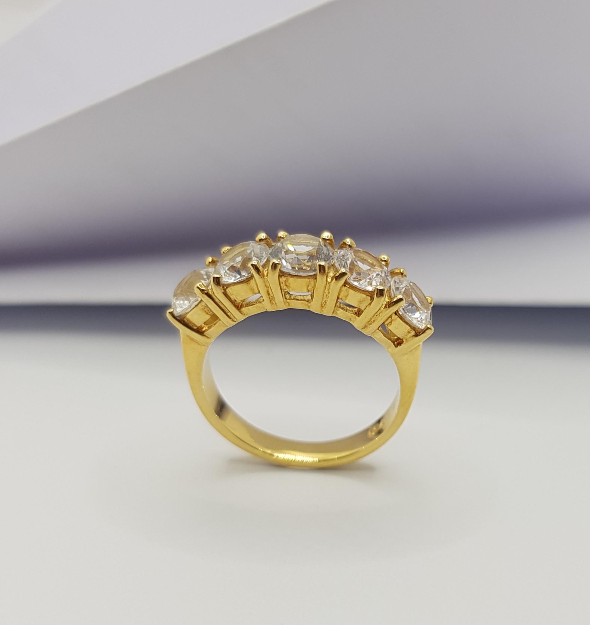 White Sapphire Ring Set in 18 Karat Gold Settings For Sale 4