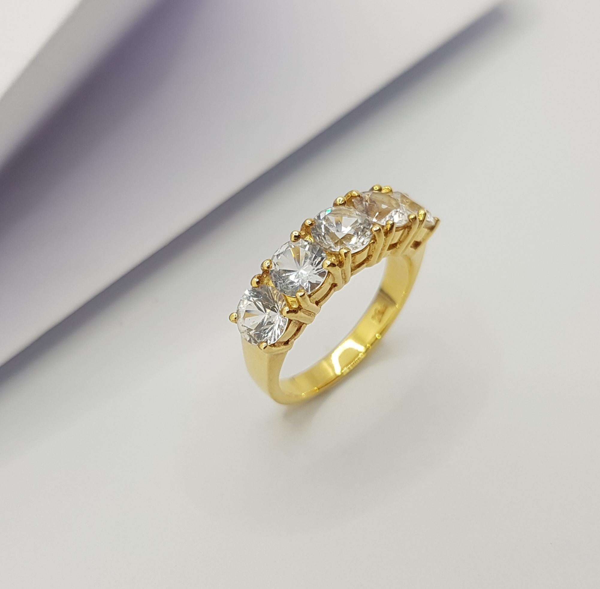White Sapphire Ring Set in 18 Karat Gold Settings For Sale 5