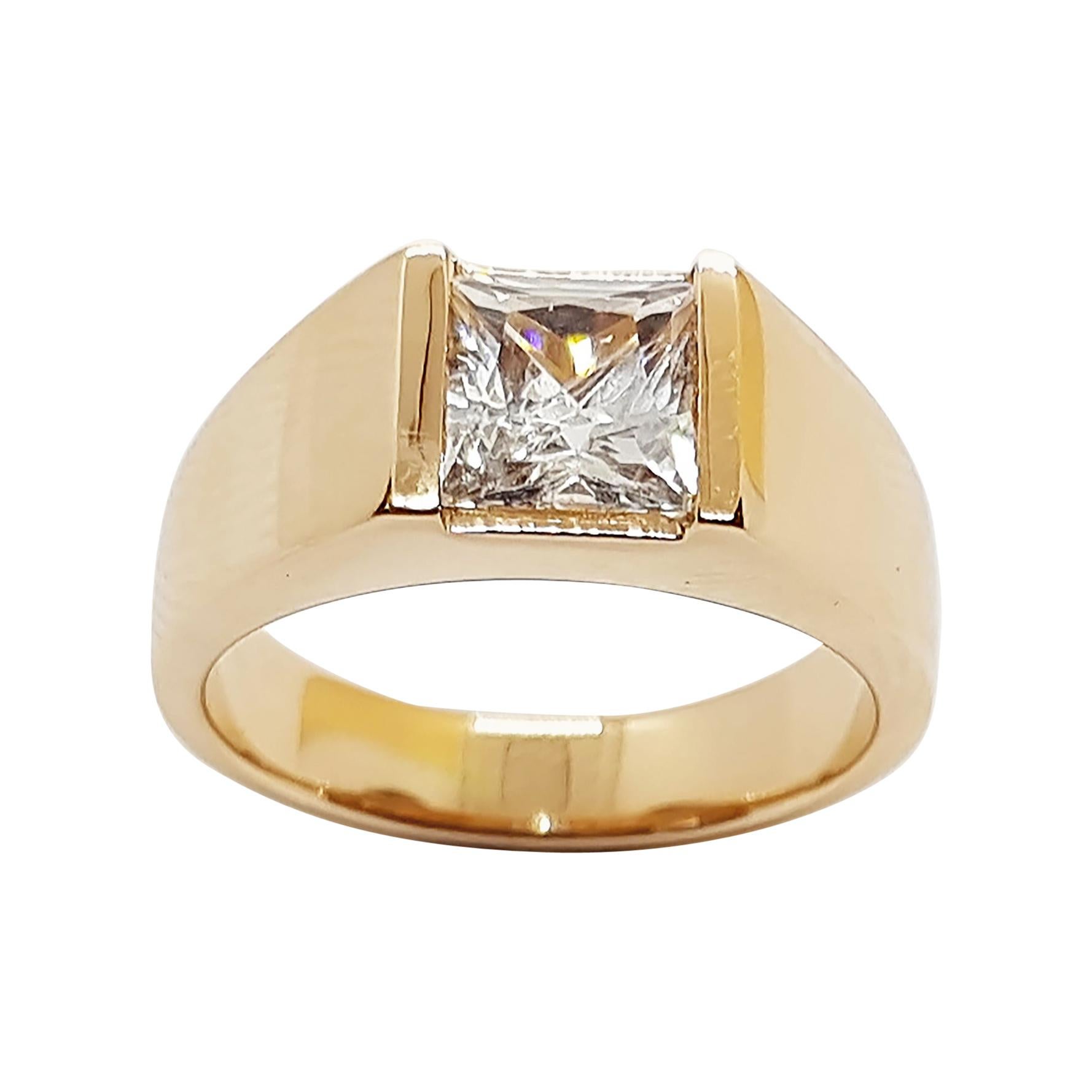White Sapphire Ring Set in 18 Karat Rose Gold Settings For Sale