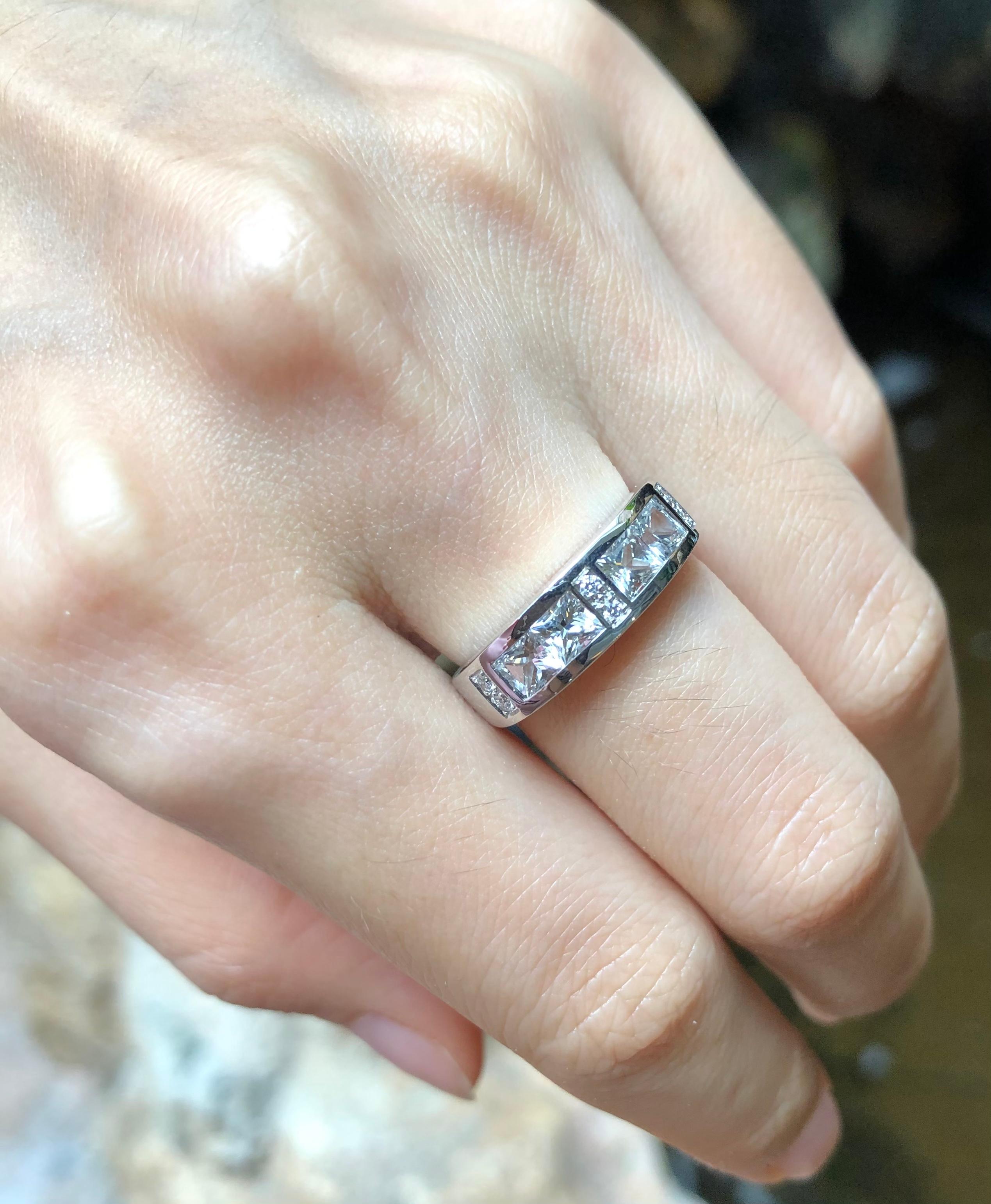 Contemporary White Sapphire with Diamond Ring Set in 18 Karat White Gold Settings For Sale
