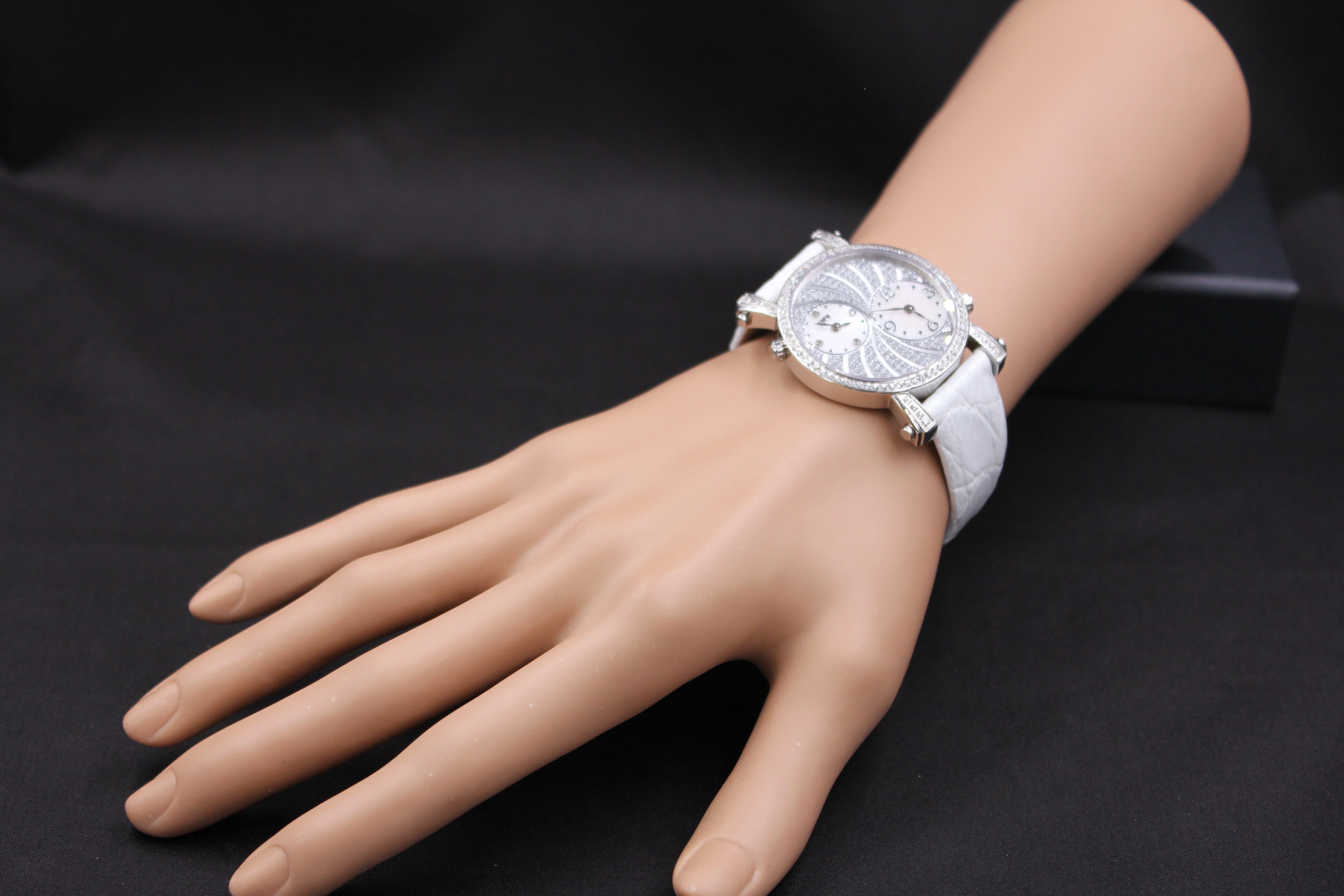 Weiße Saphire Pave Zifferblatt Luxus Schweizer Quarz Exotische Lederband Uhr im Angebot 1
