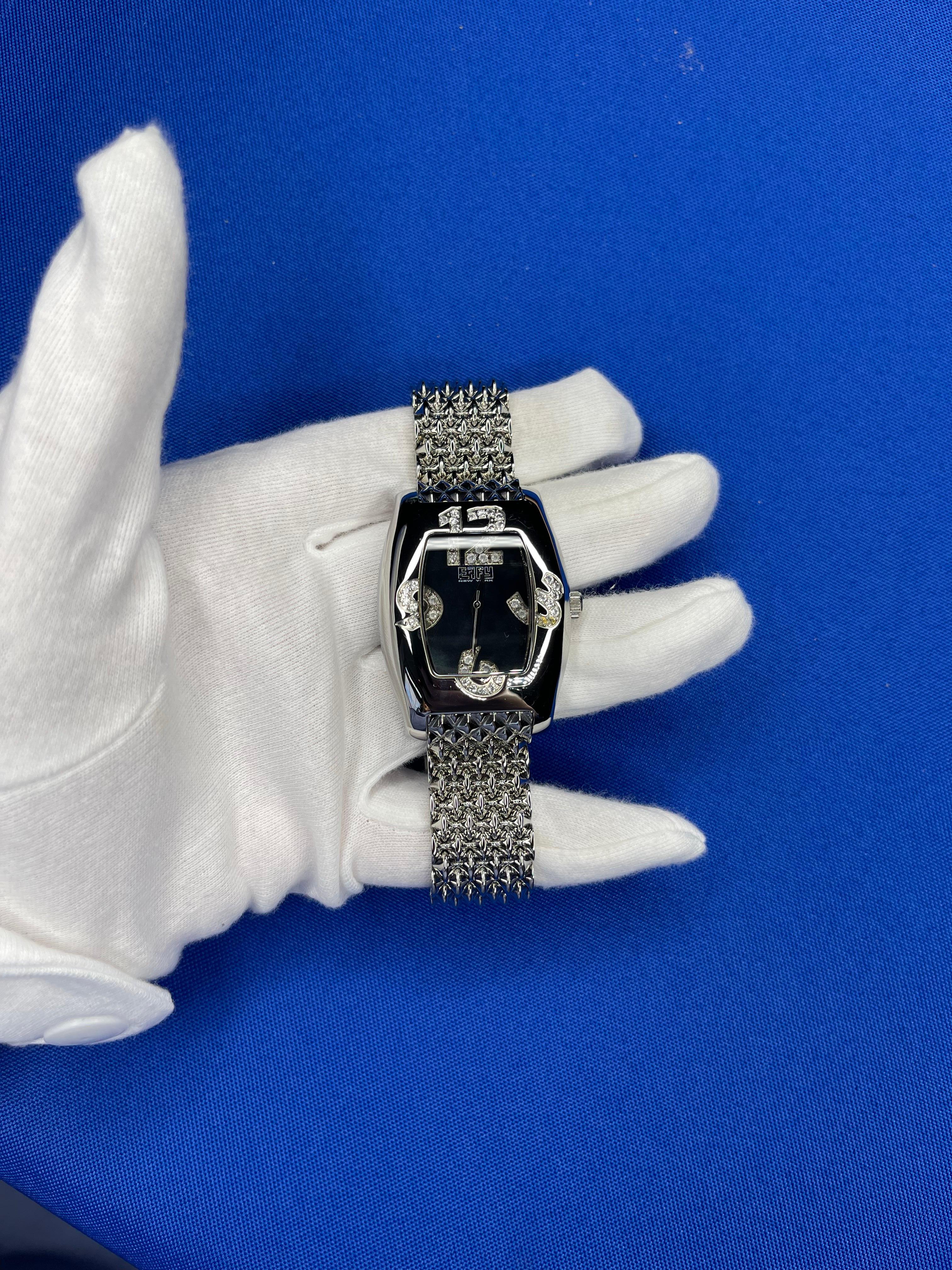 Weiße Saphire Pave Zifferblatt Luxus Schweizer Quarz Exotische Uhr Damen im Angebot
