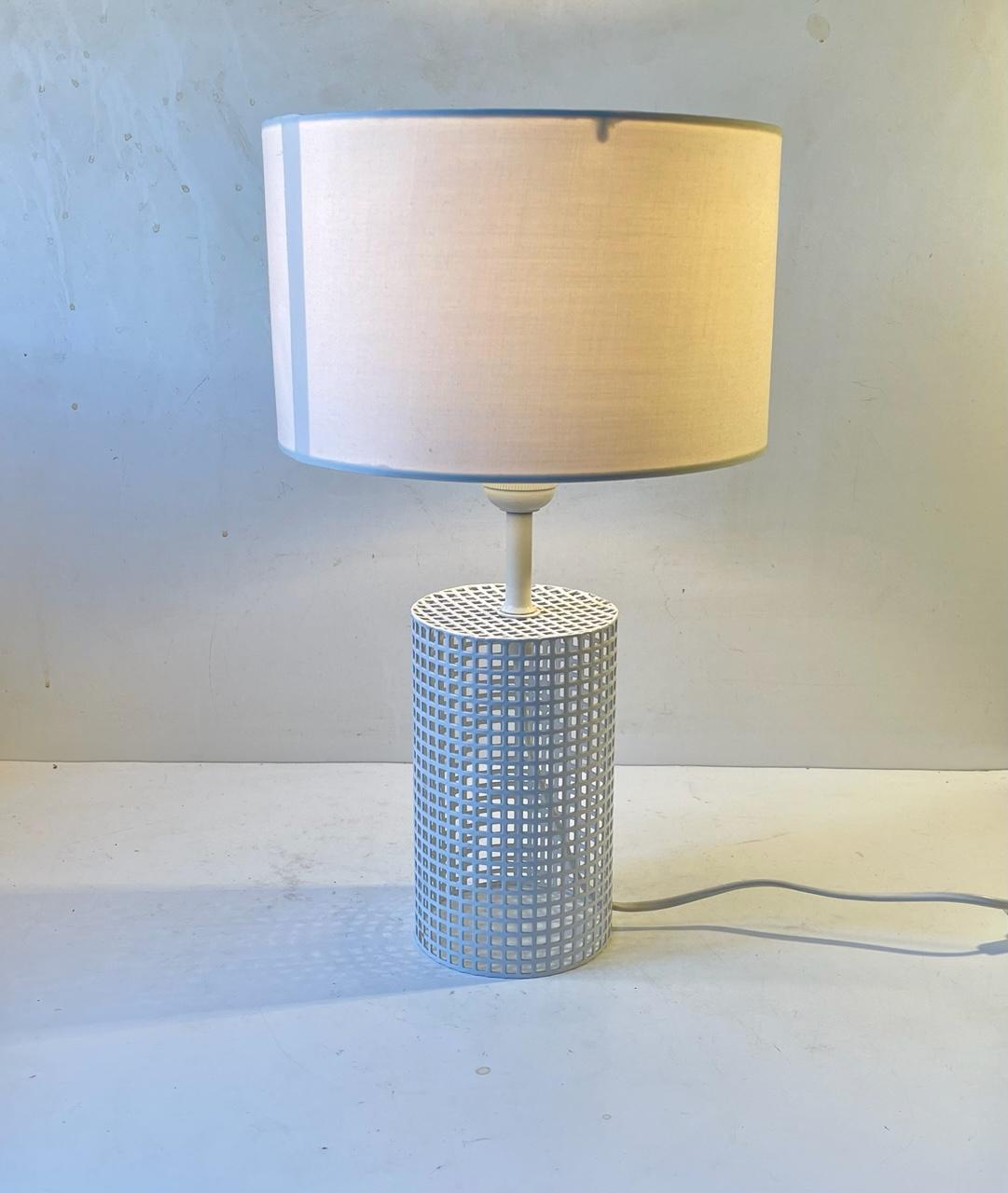 White Scandinavian Modern Table Lamp by Laoni Belysning, 1970s 2