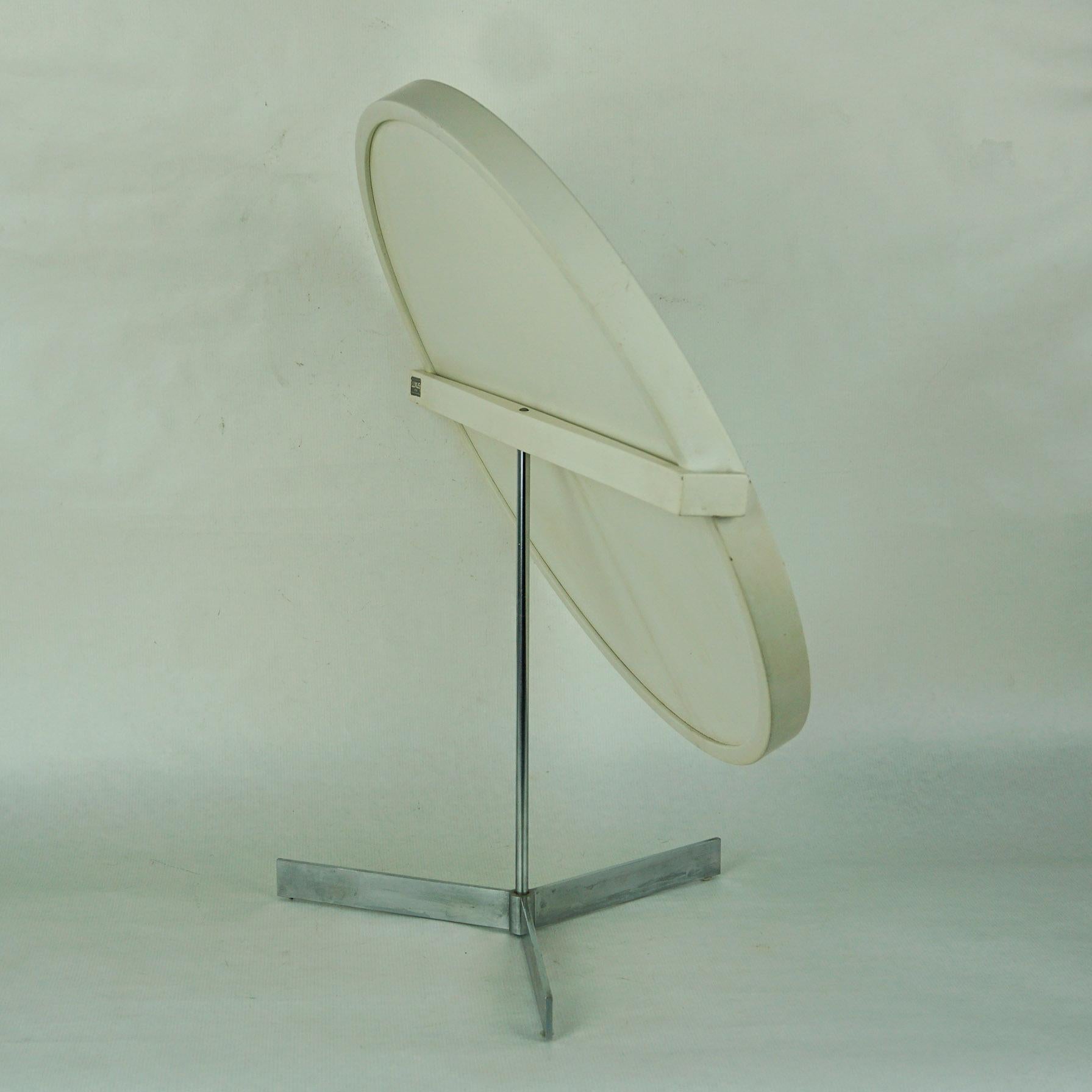 White Scandinavian Modern Table Mirror by U. and O. Kristiansson for Luxus In Good Condition For Sale In Vienna, AT