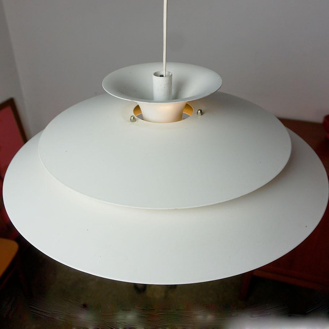 White Scandinavian Pendant Lamp by Form Light, Denmark In Good Condition In Vienna, AT