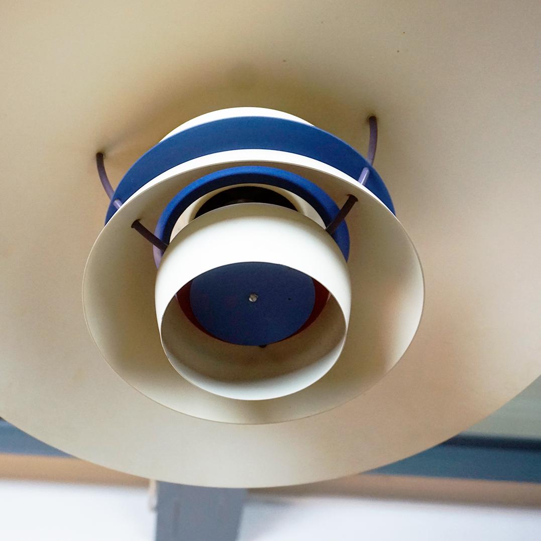 Métal Lampe pendante scandinave blanche PH5 par Poul Henningsen pour Louis Poulsen Danemark en vente