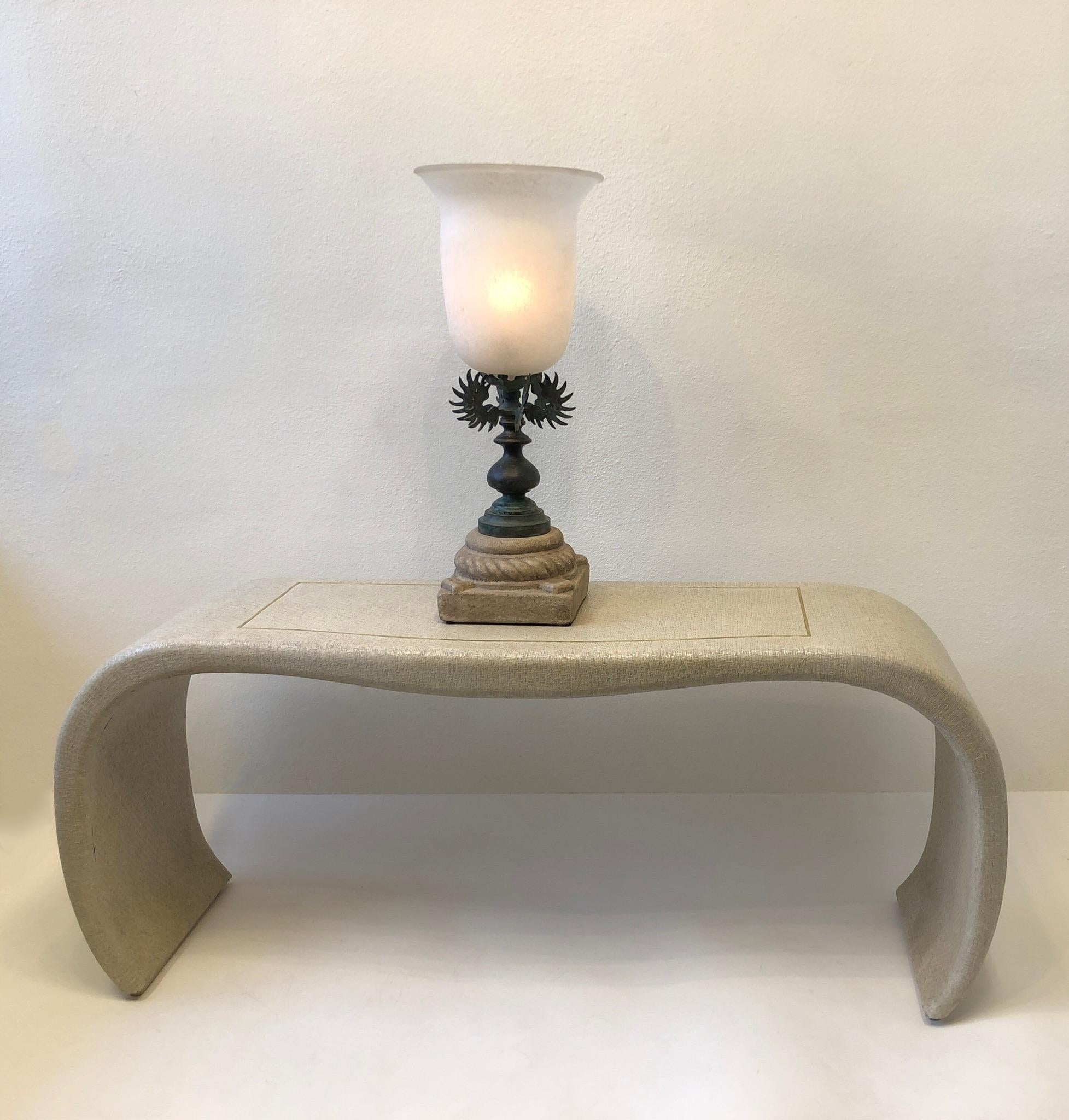 Late 20th Century White Scavo Murano Glass and Bronze Table Lamp For Sale