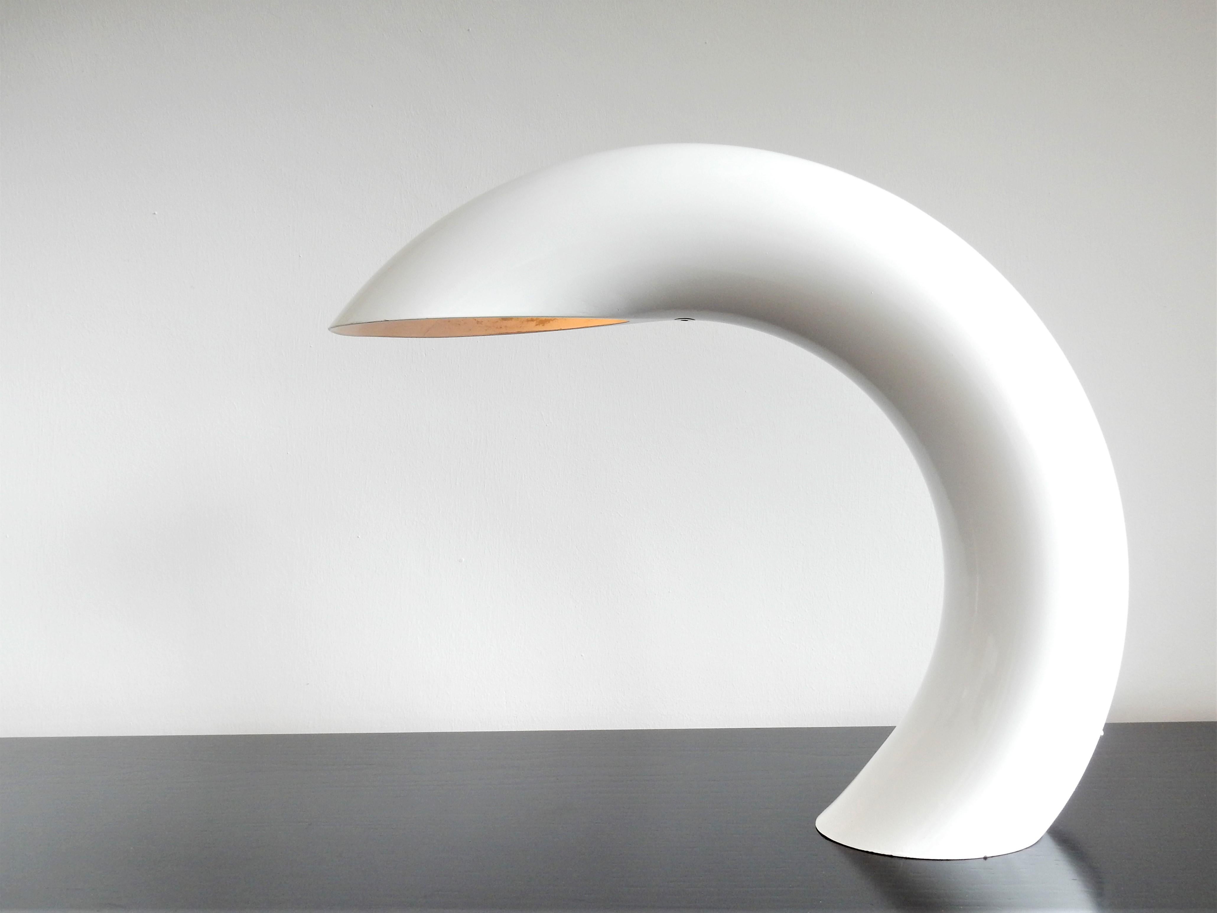 White Sculptural Table Lamp by Georges Frydman, France, 1960s In Good Condition In Steenwijk, NL