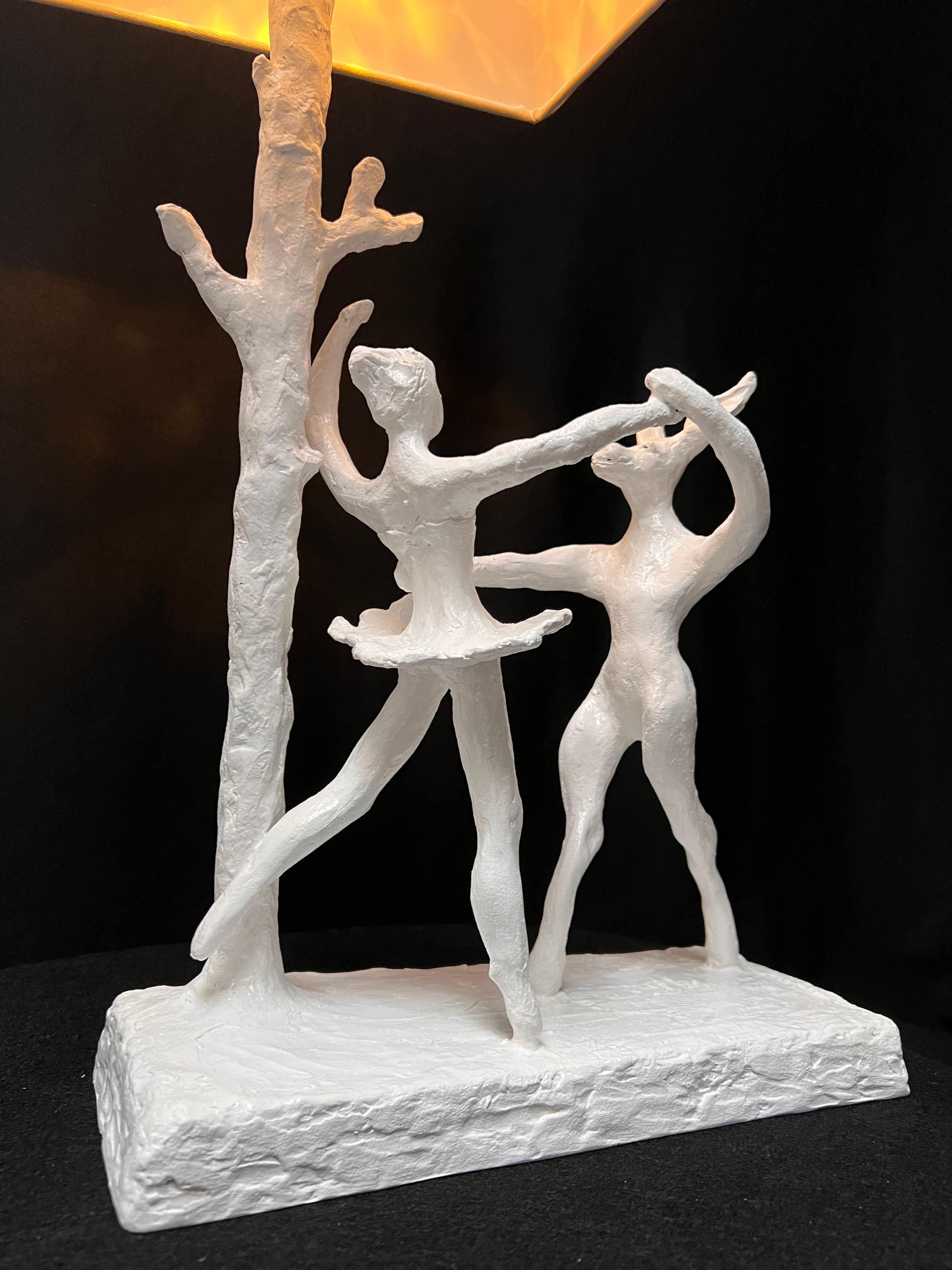 Britannique White sculptural table lamp Hare & Ballerina, hand crafted and cast en vente
