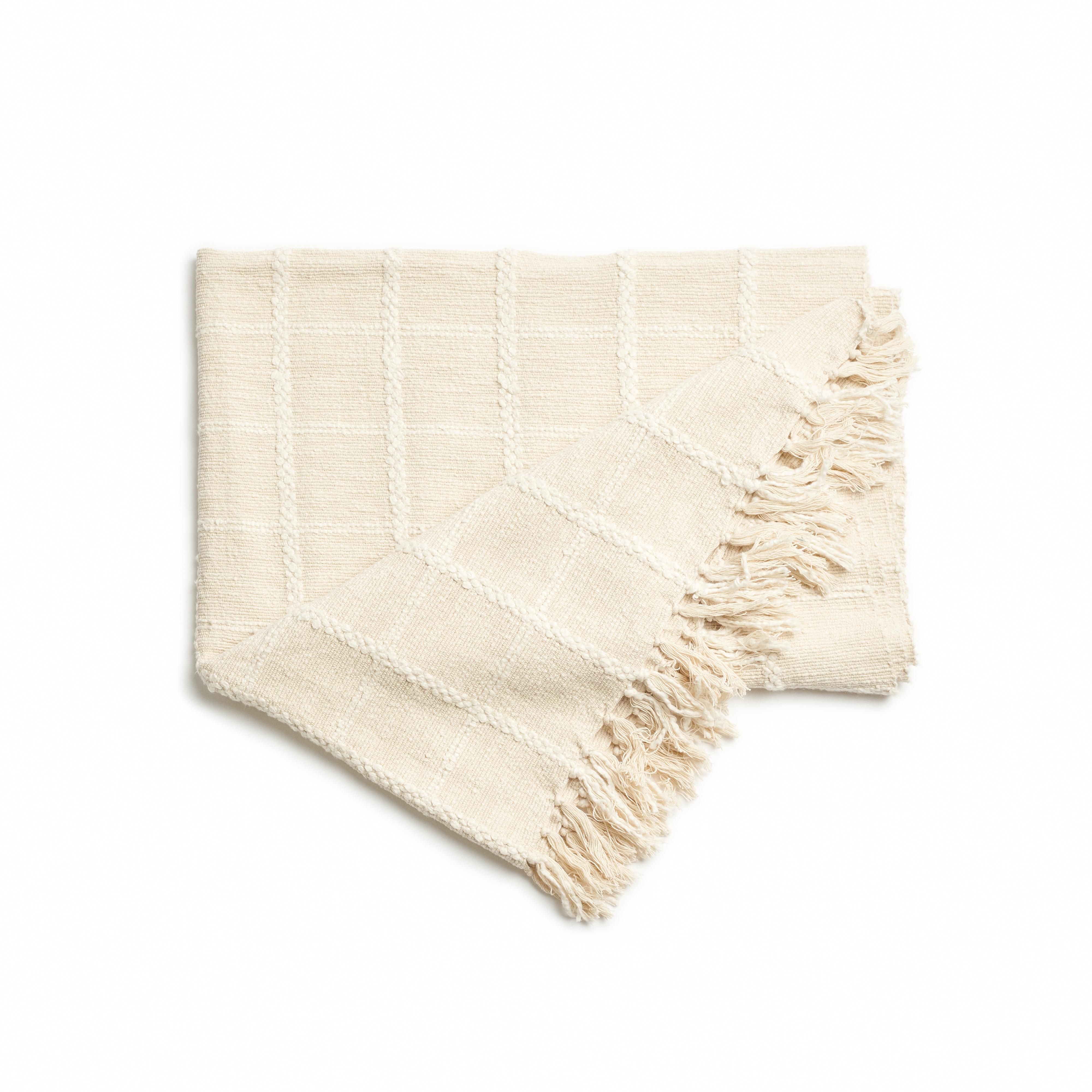Modern Artisanal White Seashell Handloom Textured Cotton Weighted Large Throw For Sale 11