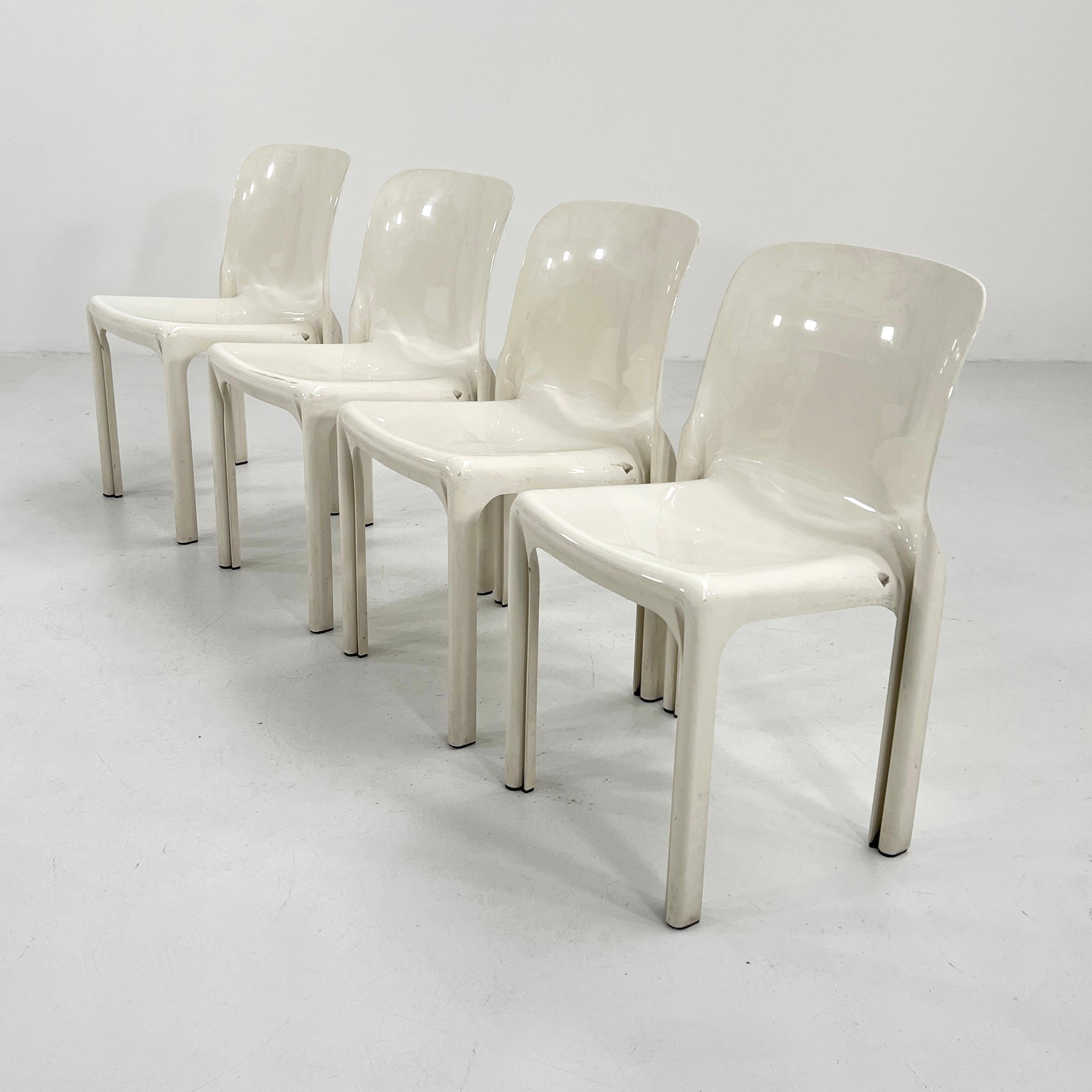 White Selene Chair by Vico Magistretti for Artemide, 1970s In Good Condition In Ixelles, Bruxelles