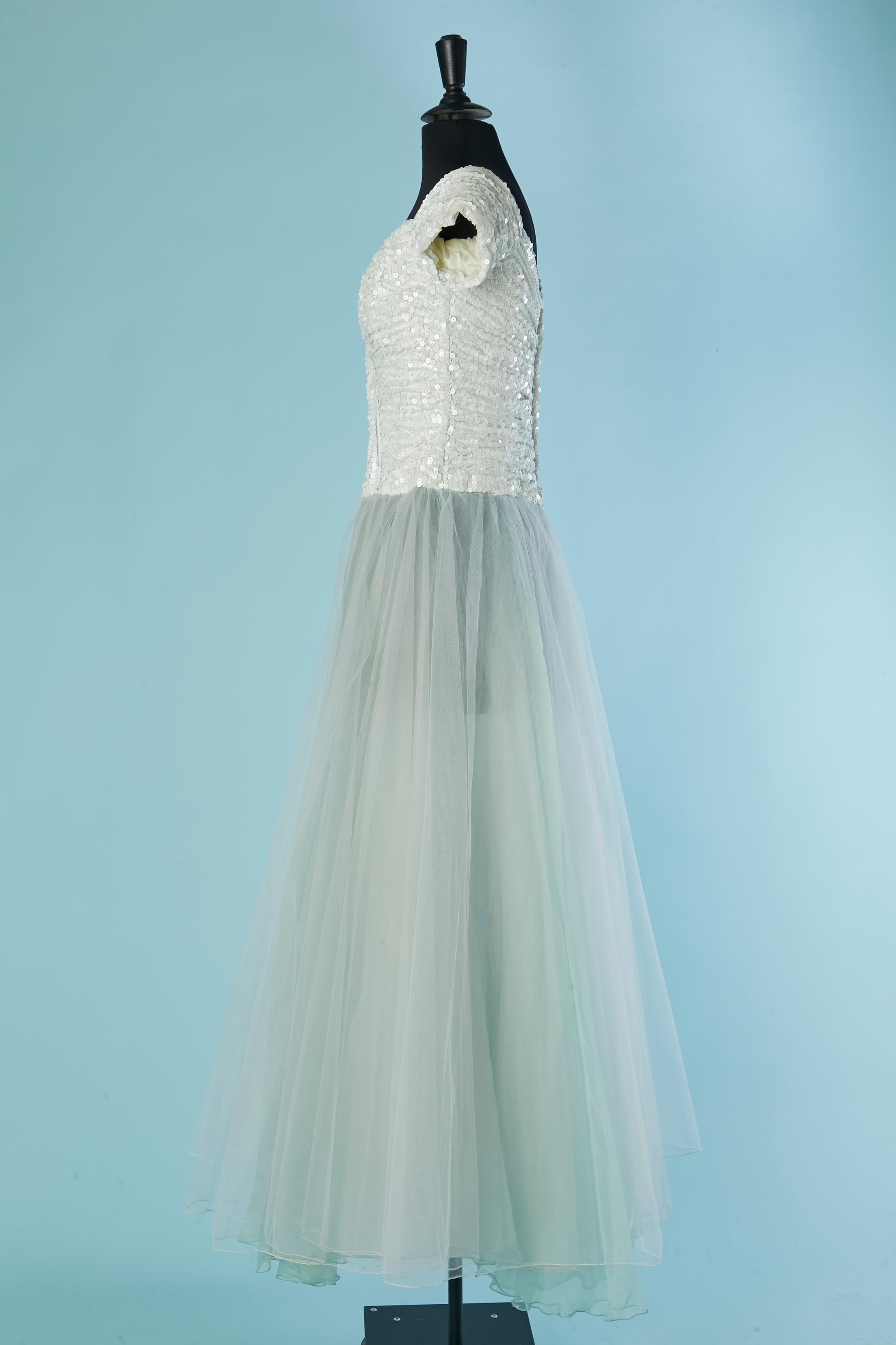 Weißes Ballkleid aus Pailletten und Tüll VICKY TIEL im Angebot 1