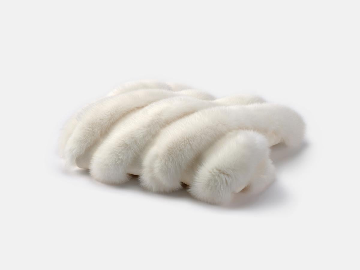 Coussin de lit à carreaux en fourrure de renard blanc avec base en fourrure de luxe par Muchi Decor Neuf - En vente à Poviglio, IT