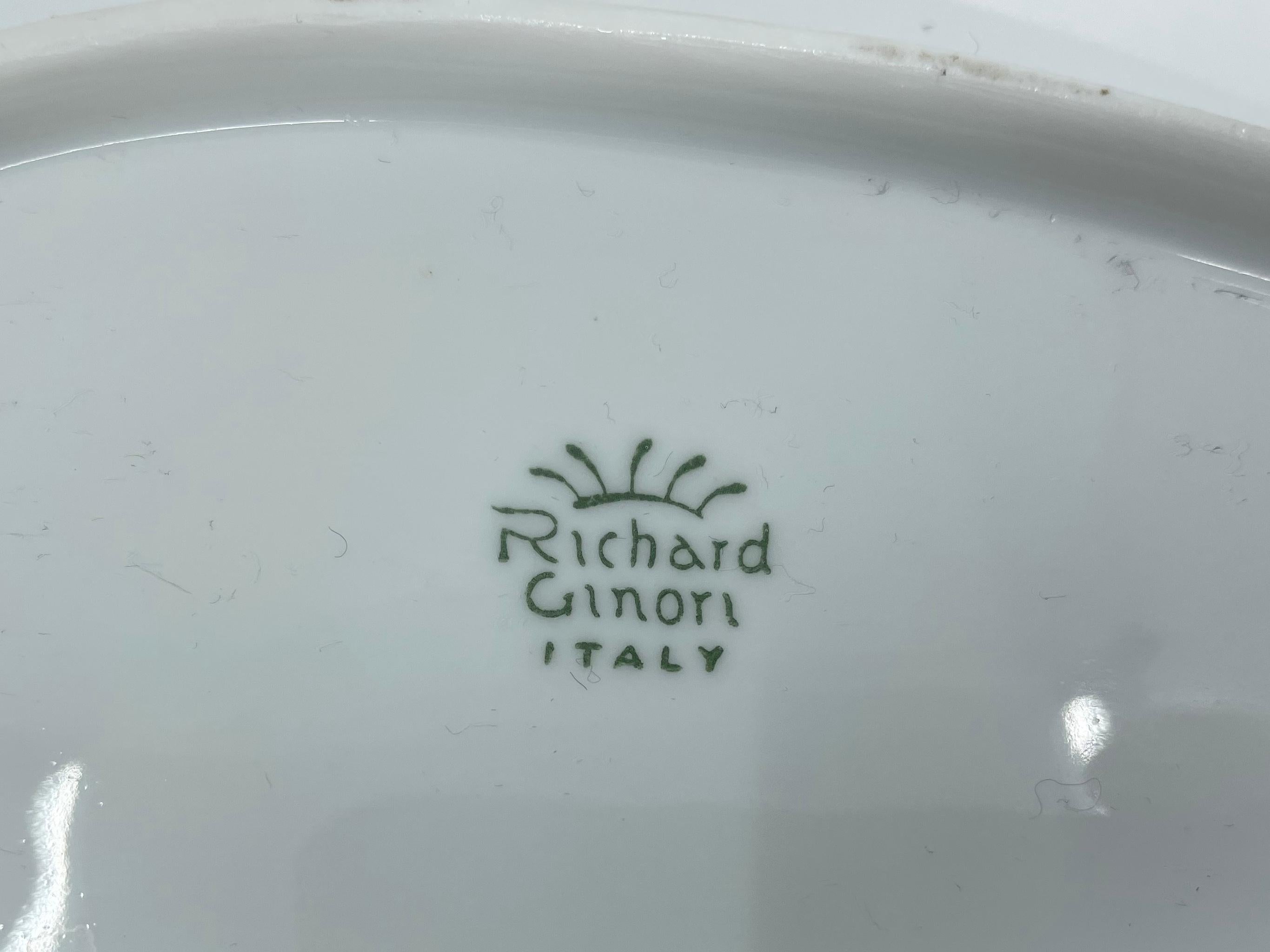 20th Century White Shaped Candy Dish For Sale