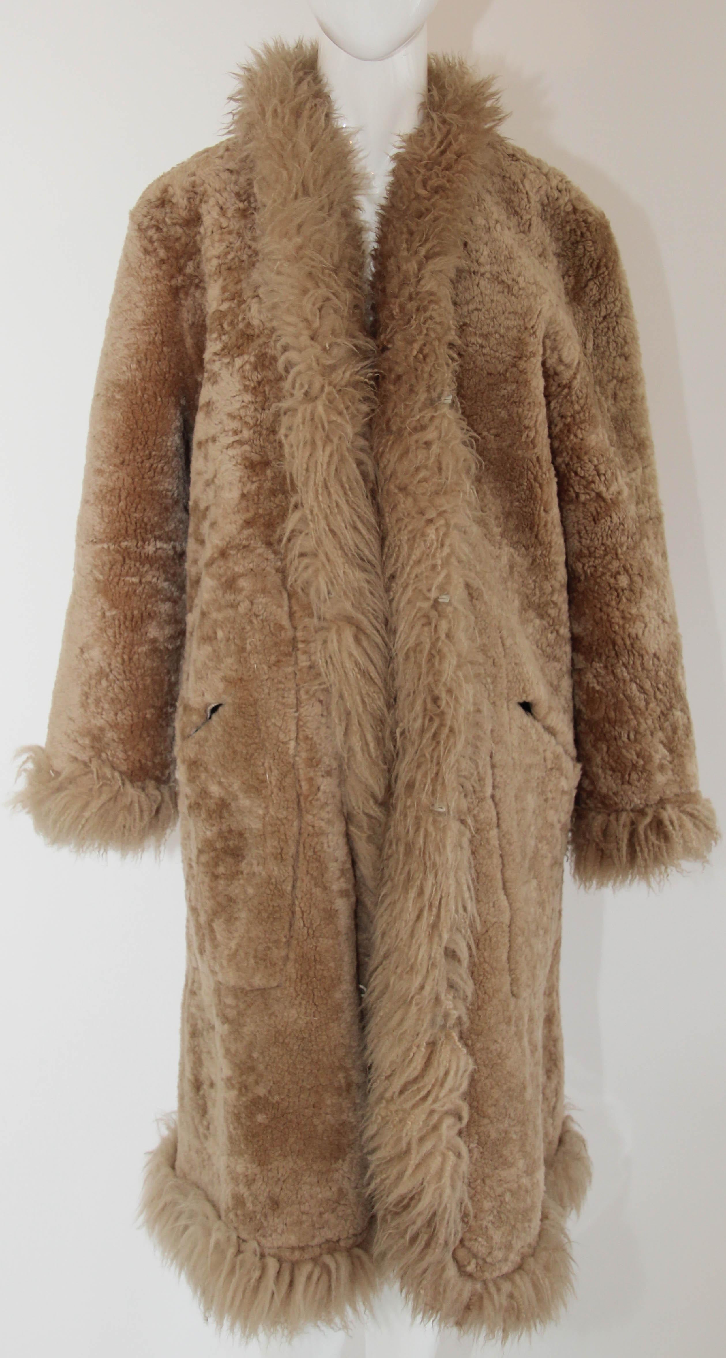 Brown Sheepskin Fur Vintage Coat Australia 1970's Size Small to Medium For Sale 6