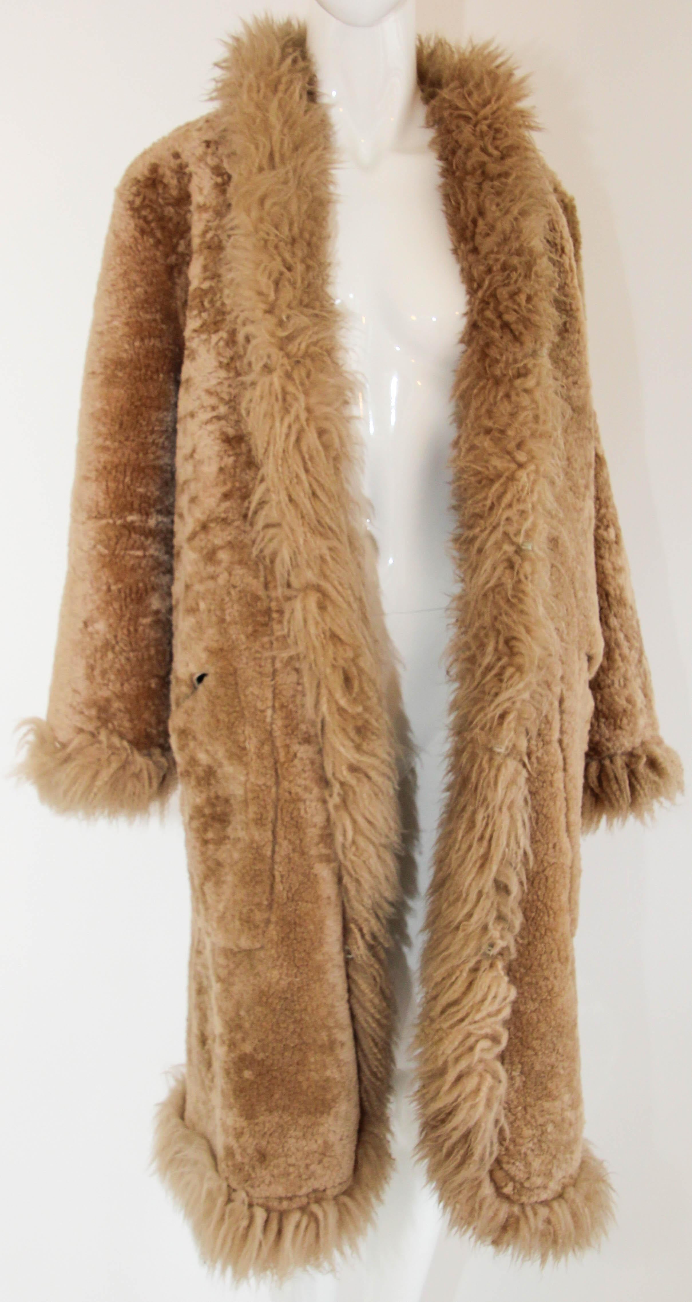 Brown Sheepskin Fur Vintage Coat Australia 1970's Size Small to Medium For Sale 10