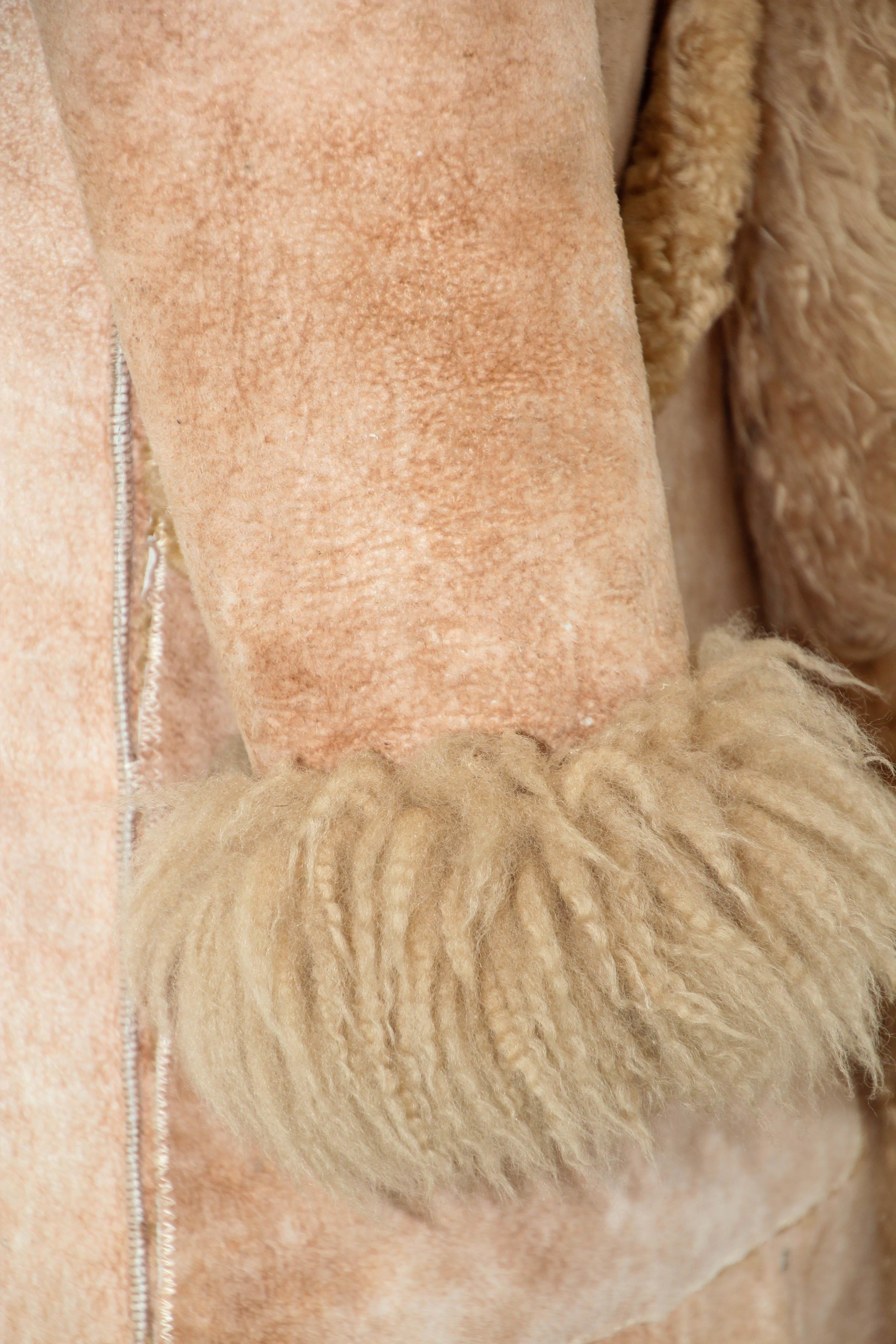 Brown Sheepskin Fur Vintage Coat Australia 1970's Size Small to Medium For Sale 4