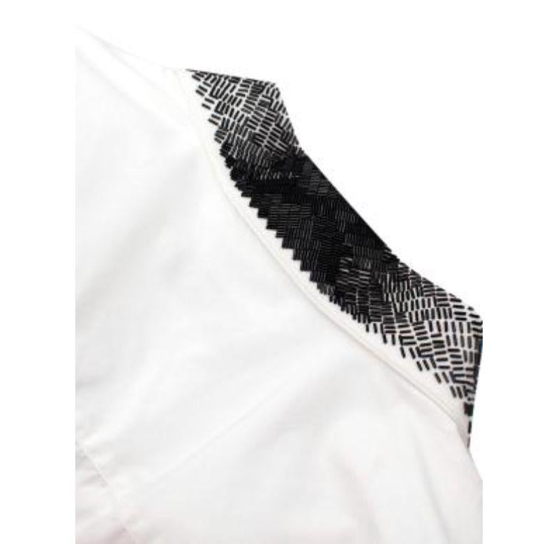 White Shirt with Black Beaded Embellished Collar In Good Condition For Sale In London, GB