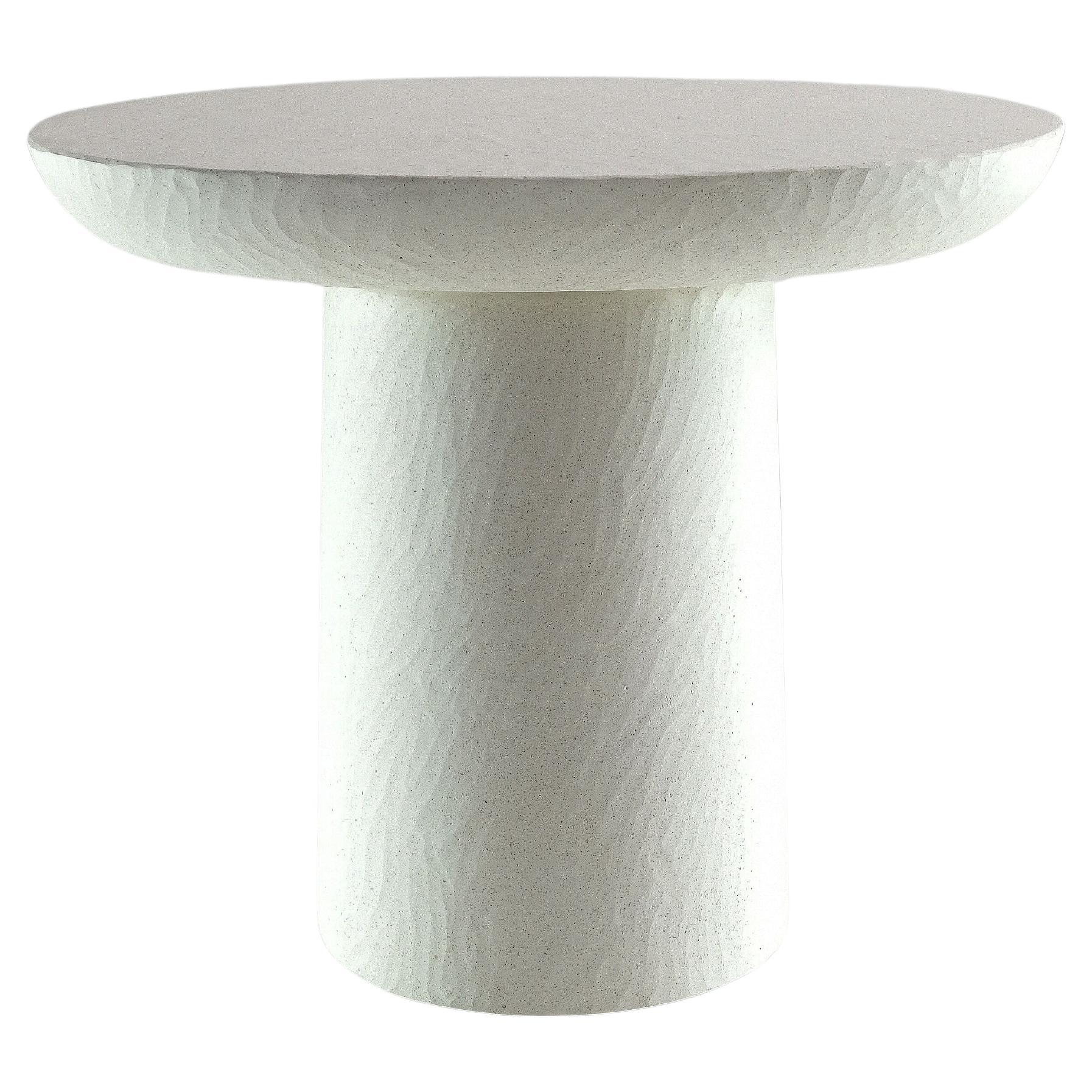 Table d'appoint Bloom Modern Oval Sculptural Cast Stone d'Alentes Atelier