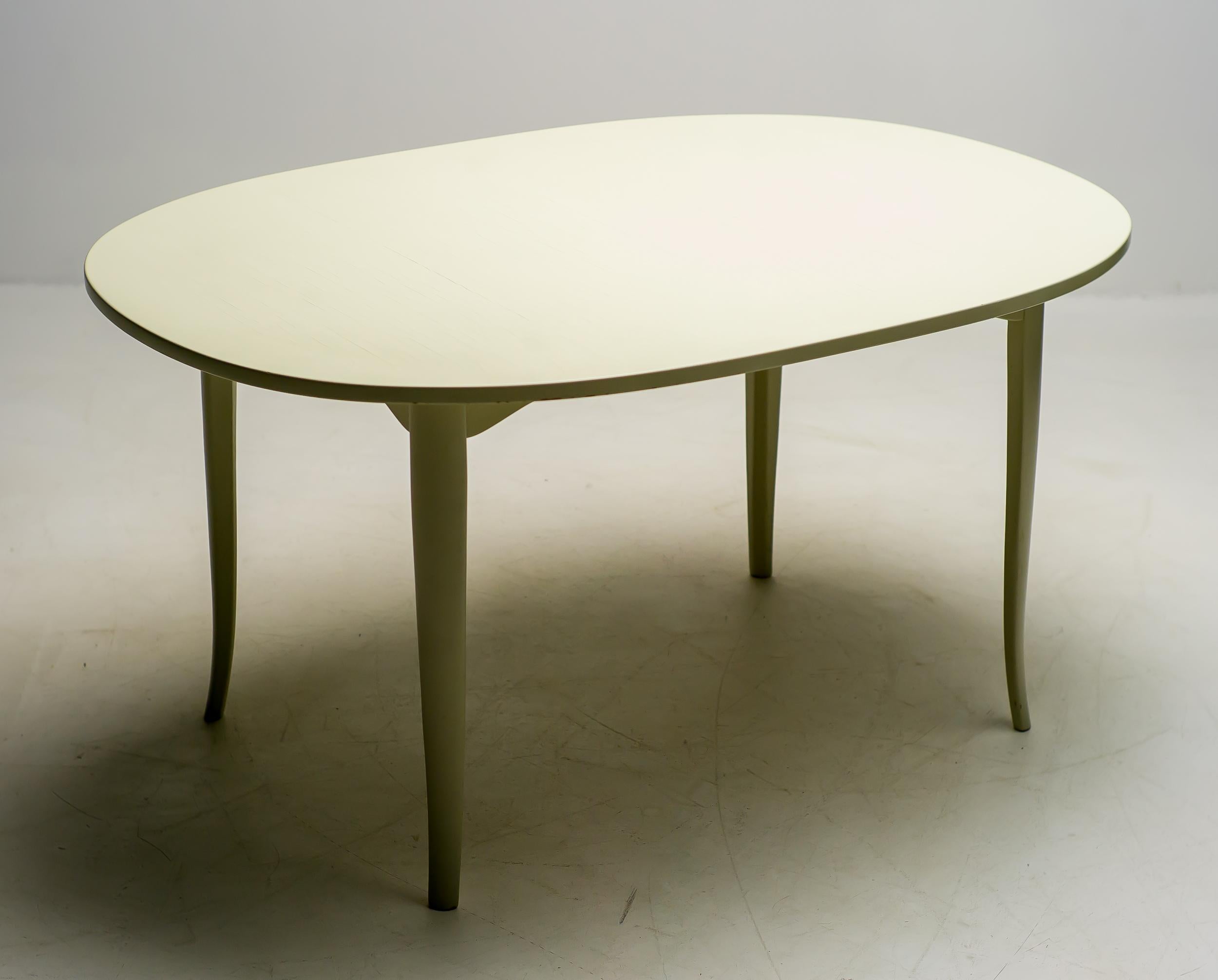 Suédois Table d'appoint blanche Carl Malmsten en vente
