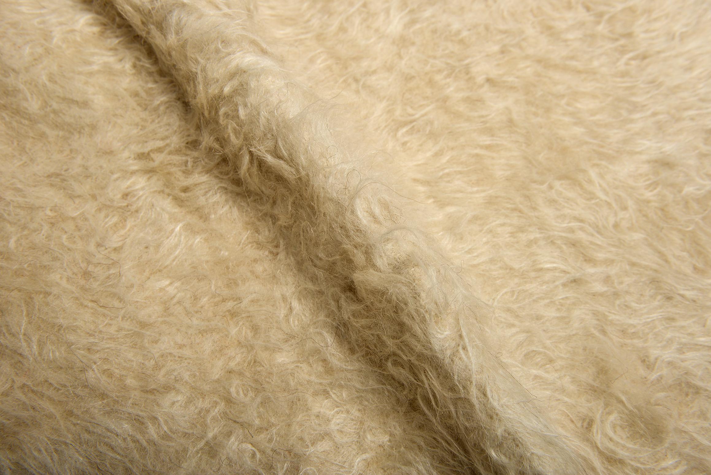Hand-Knotted White Mohair Wool  SIIRT Weaving Carpet