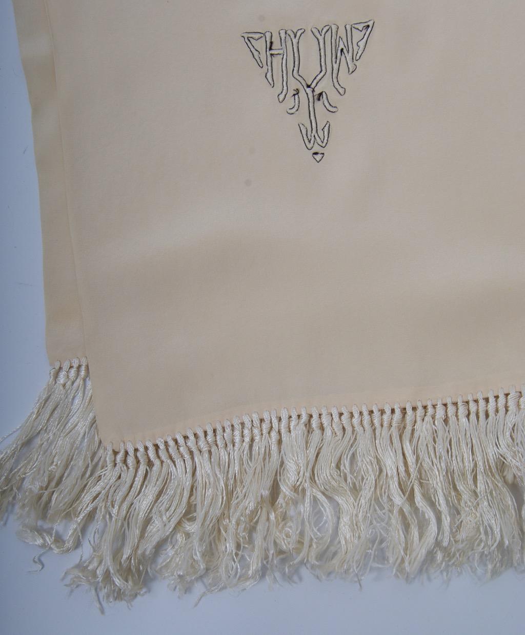 White Silk Men's Scarf In Good Condition In Alford, MA