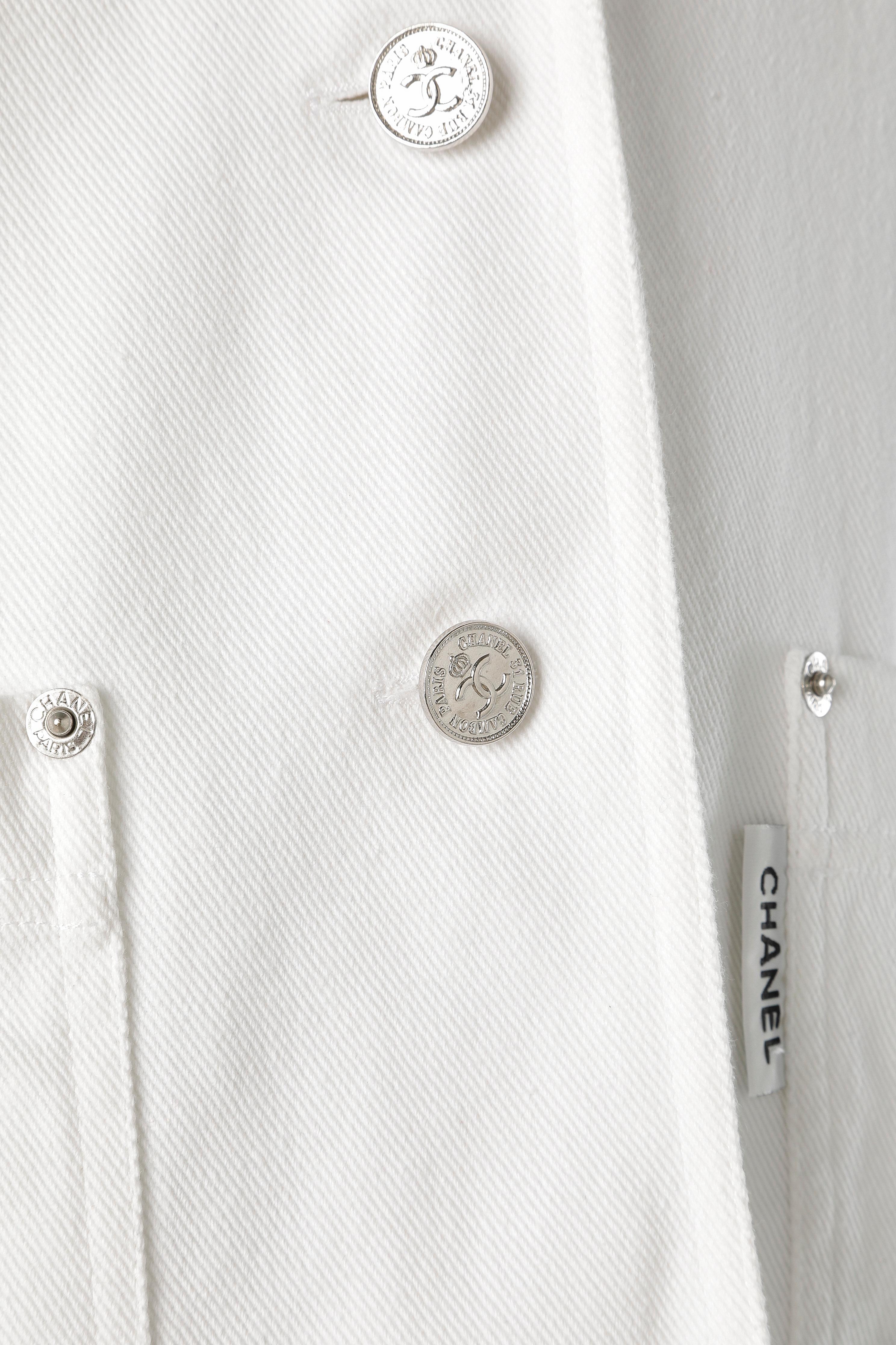 Gray White single-breasted cotton jacket with branded buttons Chanel  For Sale