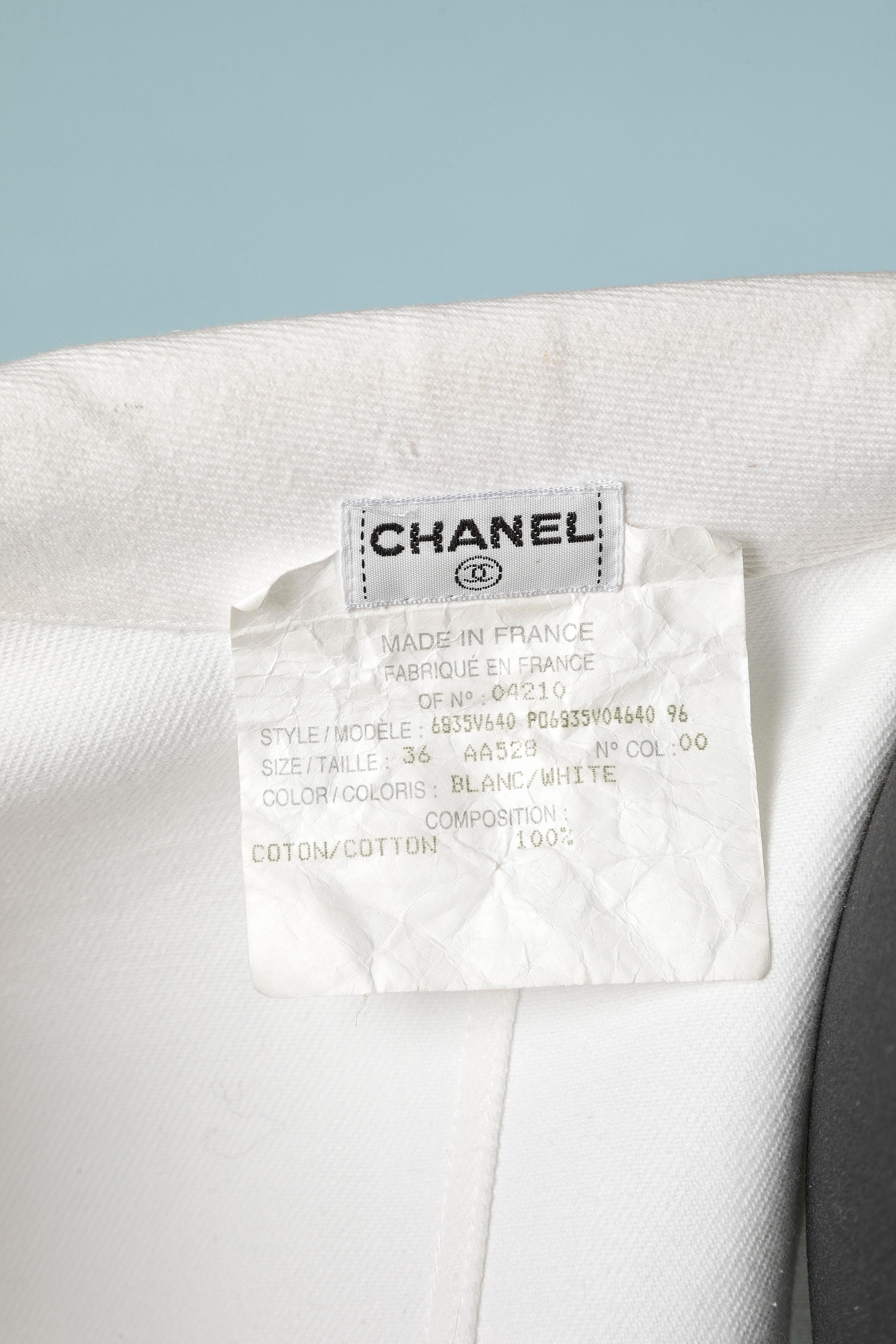 White single-breasted cotton jacket with branded buttons Chanel  For Sale 2