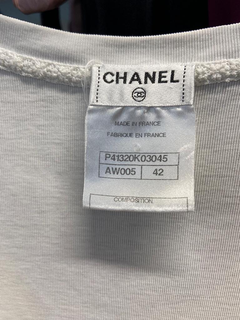 Women's White sleeveless cotton tee-shirt with branded lace bottom edge Chanel  For Sale