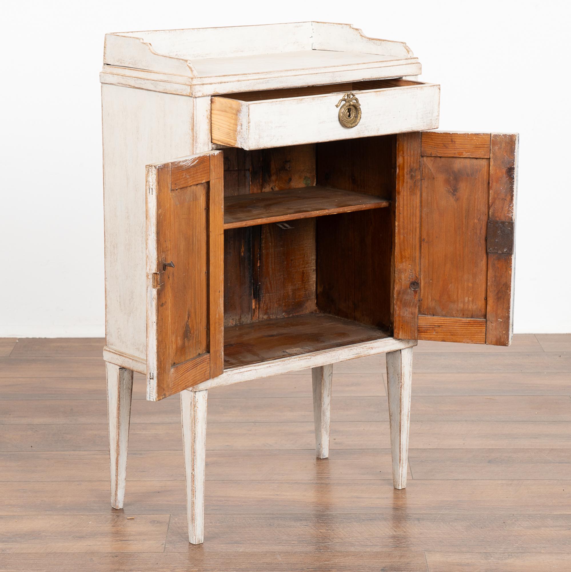 Country White Small Cabinet, Side Table Sweden circa 1820-40