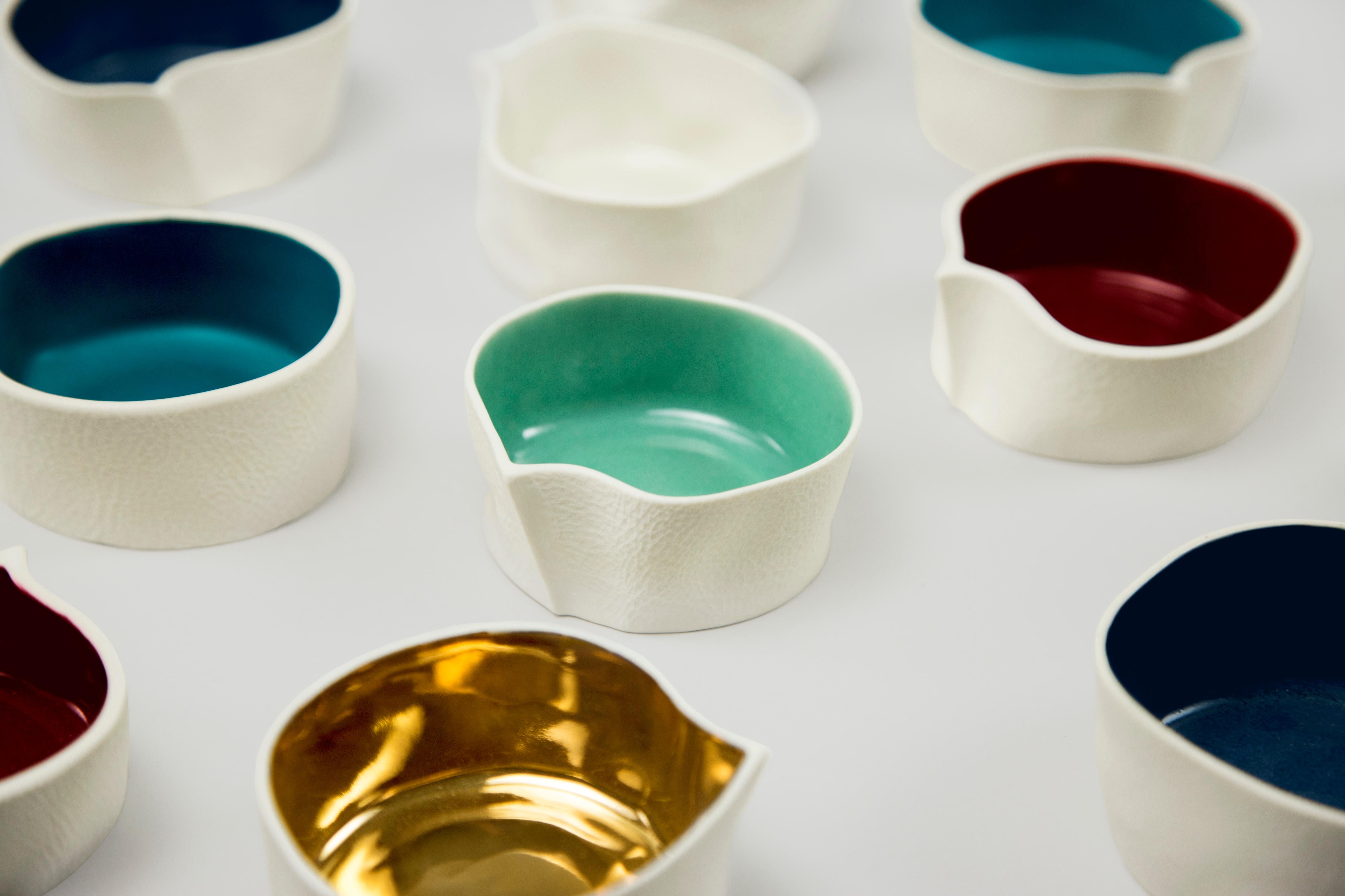 XXIe siècle et contemporain Petit plat Kawa en céramique blanche, attrape-tout en porcelaine texturée organique, petit bol en vente