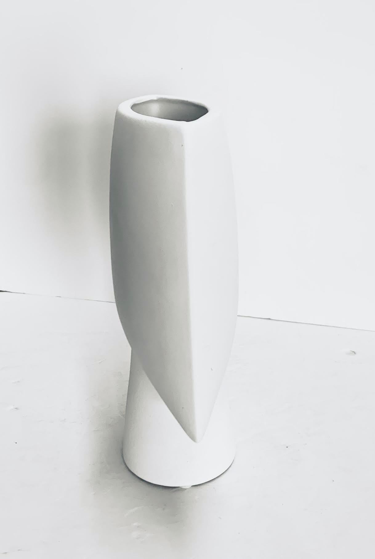 Chinese White Smooth Finish Danish Design Arrow Shape Vase, China, Contemporary For Sale