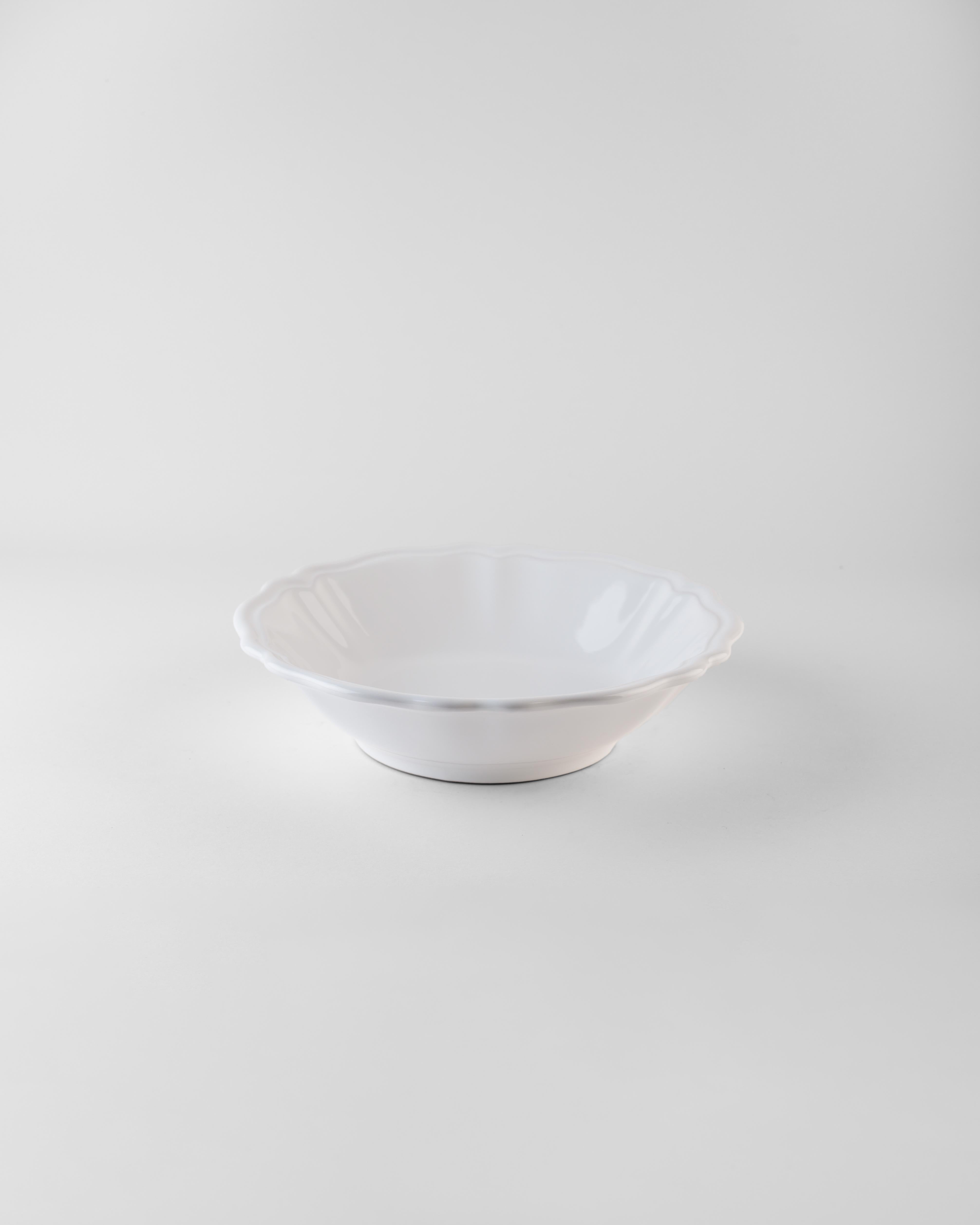 Los platos hondos blancos sirven: Sopa, soporte, plato auxiliar para 4. Hecho a mano en Italia 2024 Moderno en venta