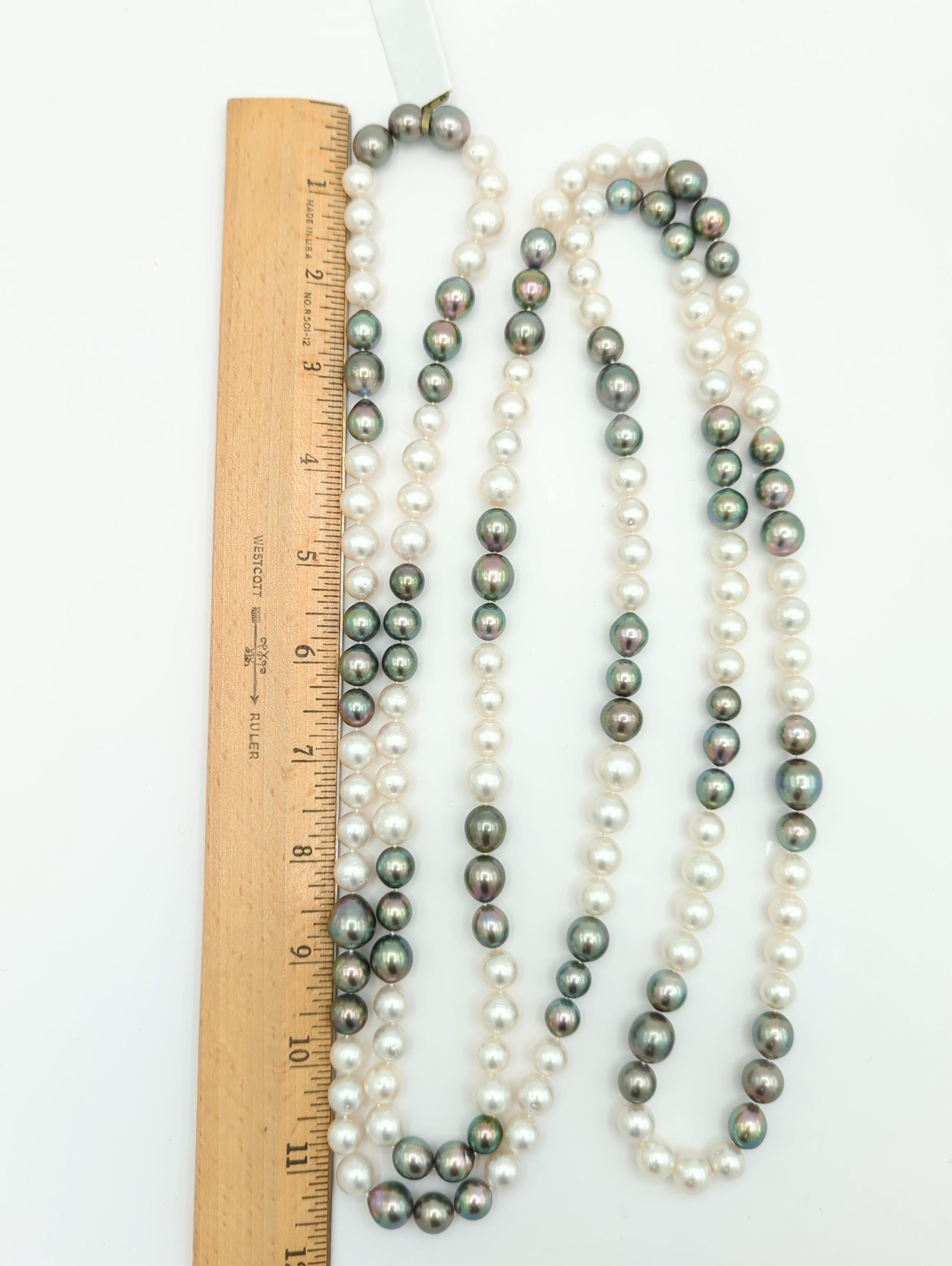 Lagenförmige Halskette aus weißem Südsee- und Tahiti-Perlen im Angebot 5