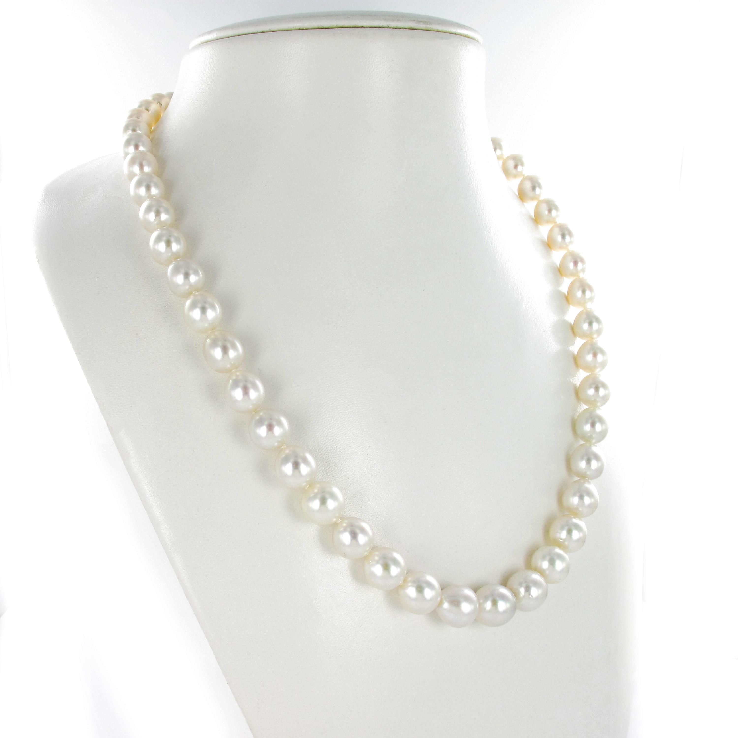 Moderne Collier de perles de culture des mers du Sud blanches en vente