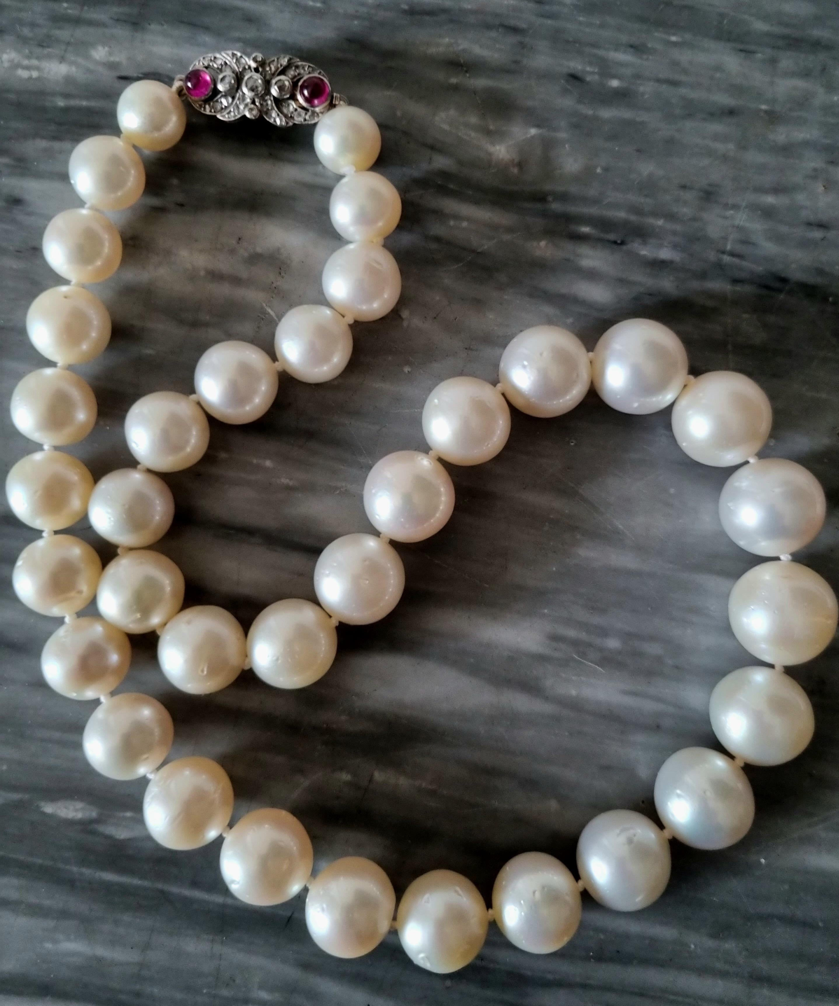 Women's White South Sea  Cultured Pearl Necklace  Graduated from 15mm to 10mm For Sale