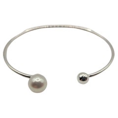 White South Sea Pearl AAA Round and High Luster