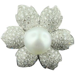 White South Sea Pearl and Diamond Flower Ring in 18 Karat White Gold White South Sea Pearl and Diamond Flower Ring in 18 Karat White Gold