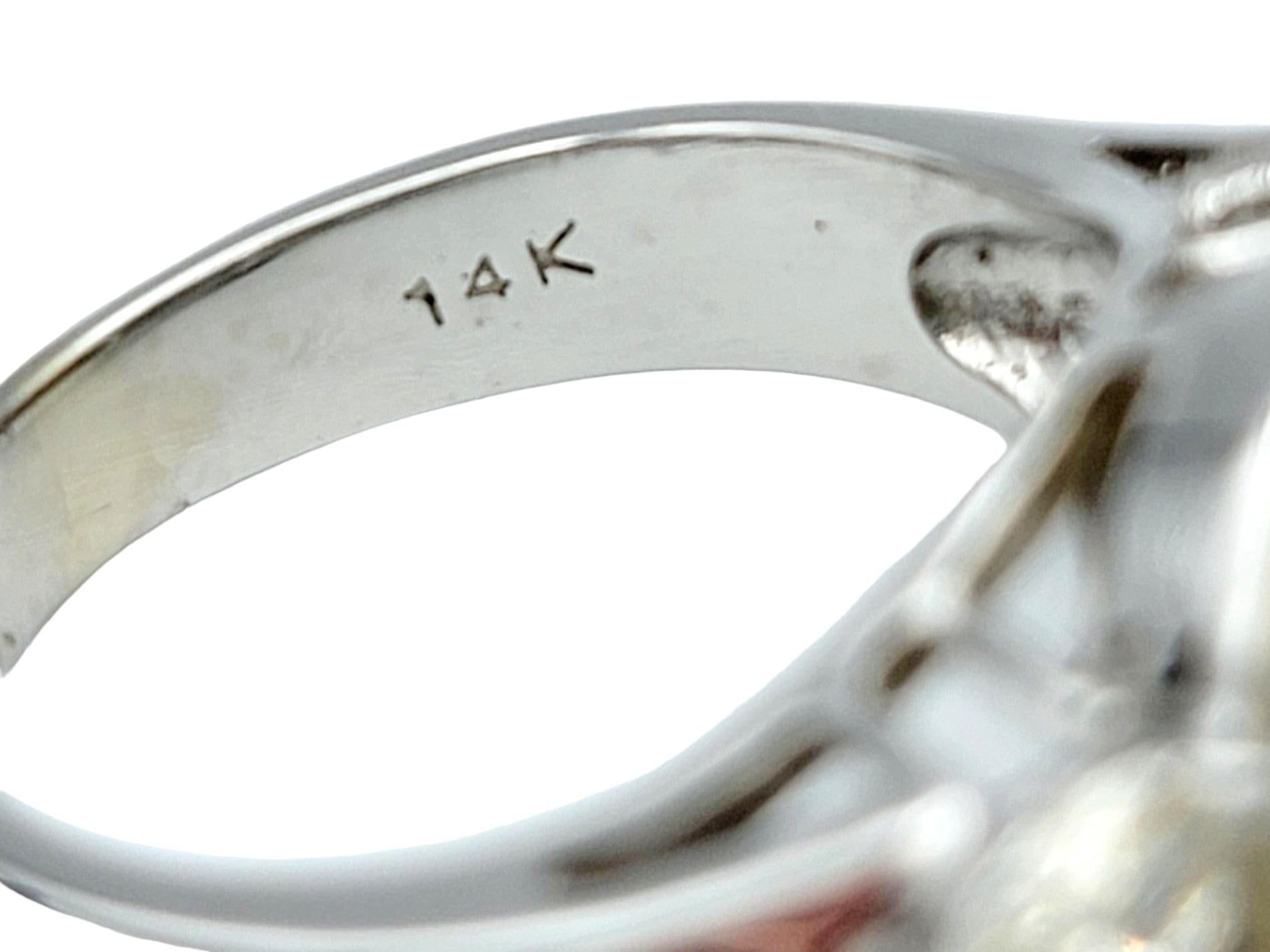 Anello cocktail con perle bianche dei mari del sud e diamanti marquise in oro bianco 14 carati In condizioni buone in vendita a Scottsdale, AZ