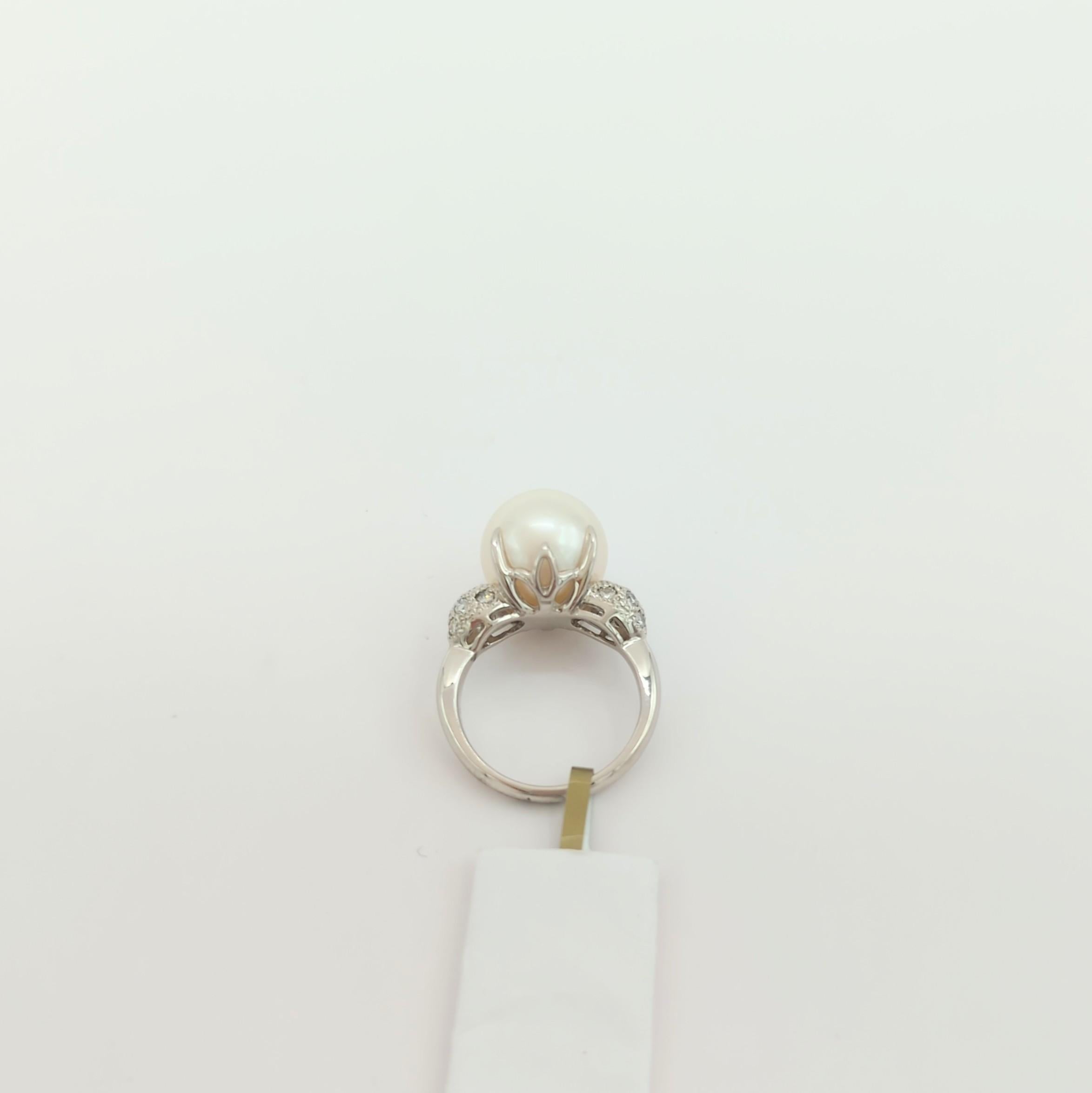 White South Sea Pearl and White Diamond Cocktail Ring in Platinum For Sale 1