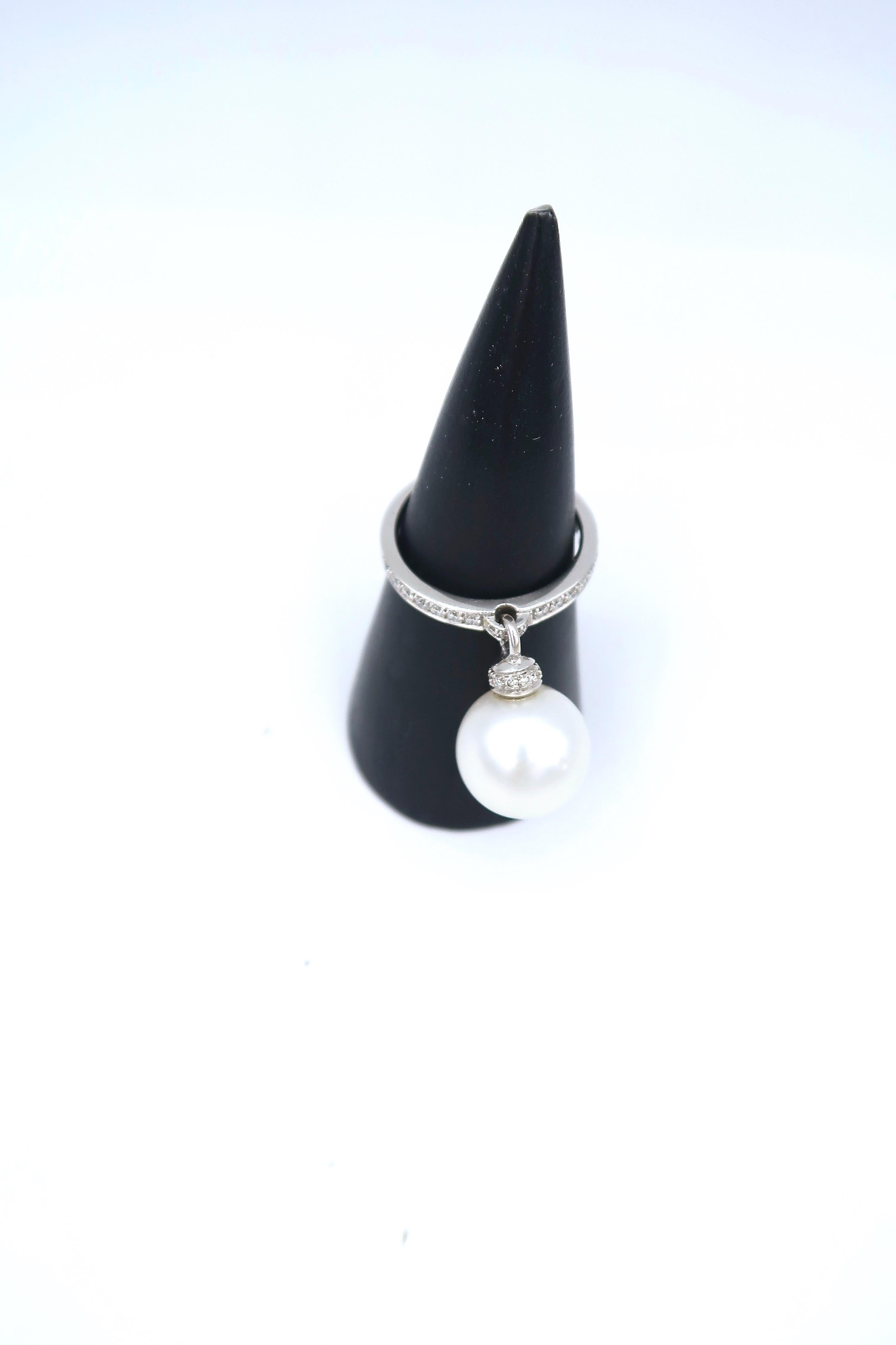 Contemporary White South Sea Pearl Dangle Diamond Gold Ring