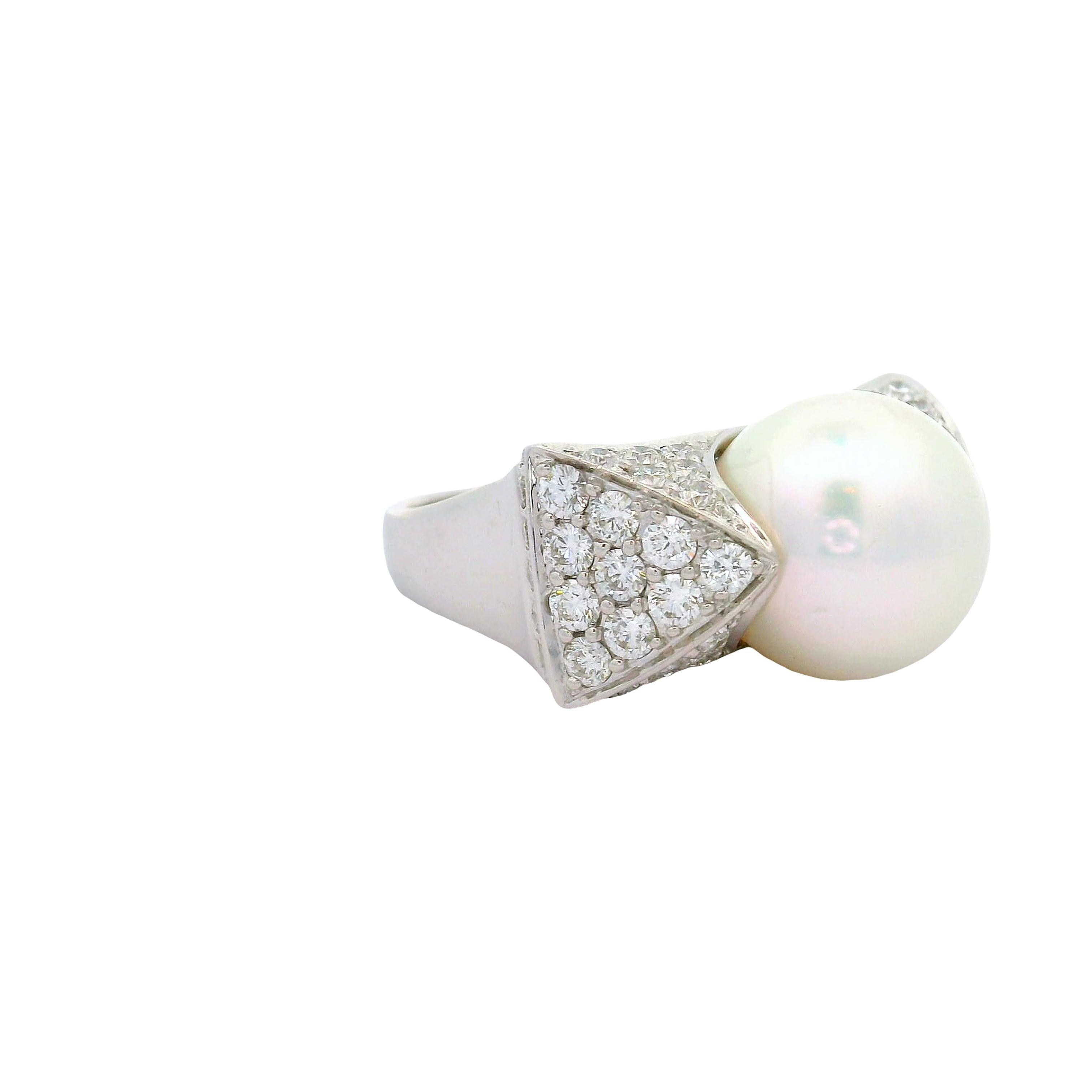 Ball Cut White South Sea Pearl Diamond 18k White Gold Cocktail Ring For Sale
