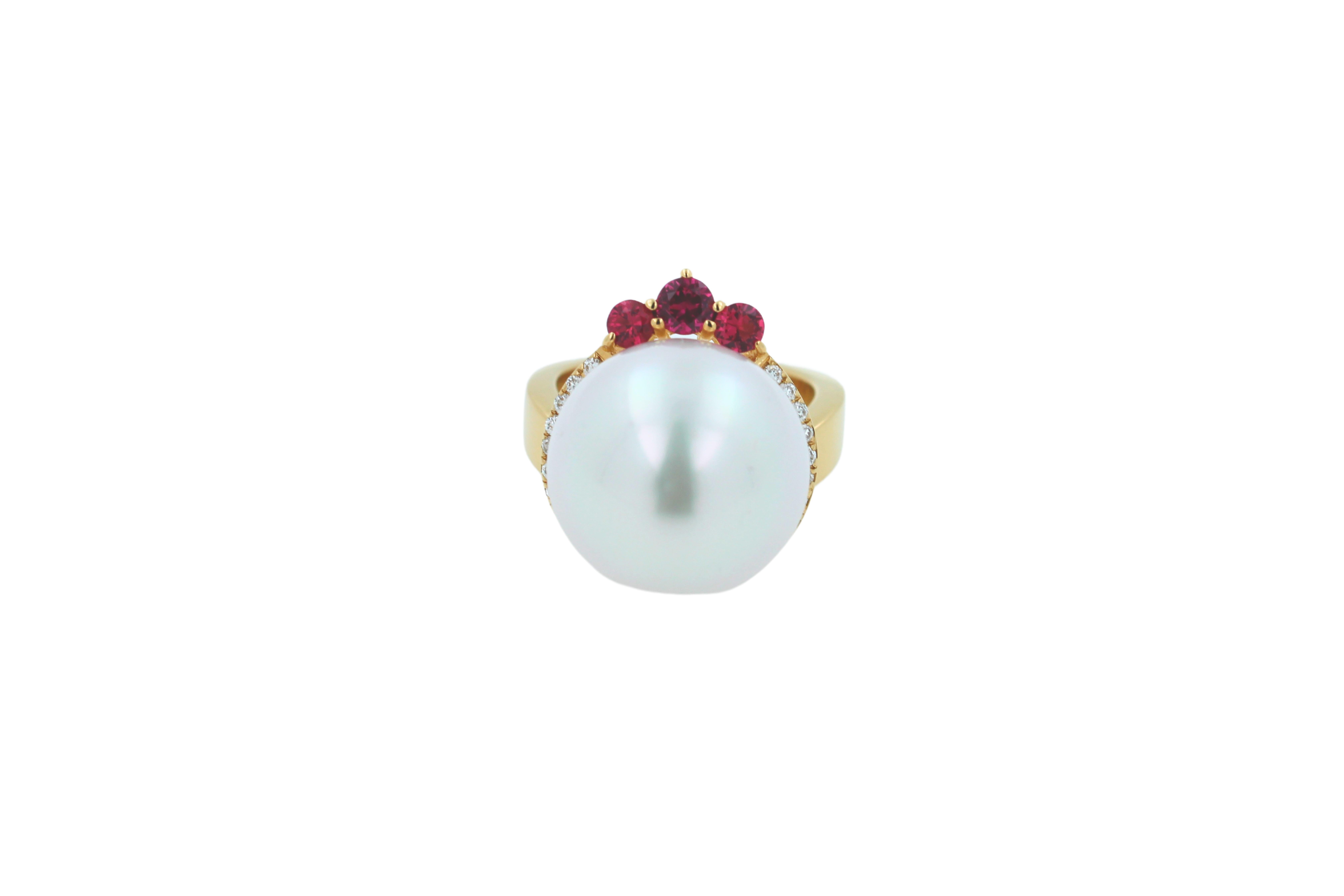 White South Sea Pearl Diamond Halo Comet Form Pink Red Spinel 18 Karat Gold Ring For Sale 6