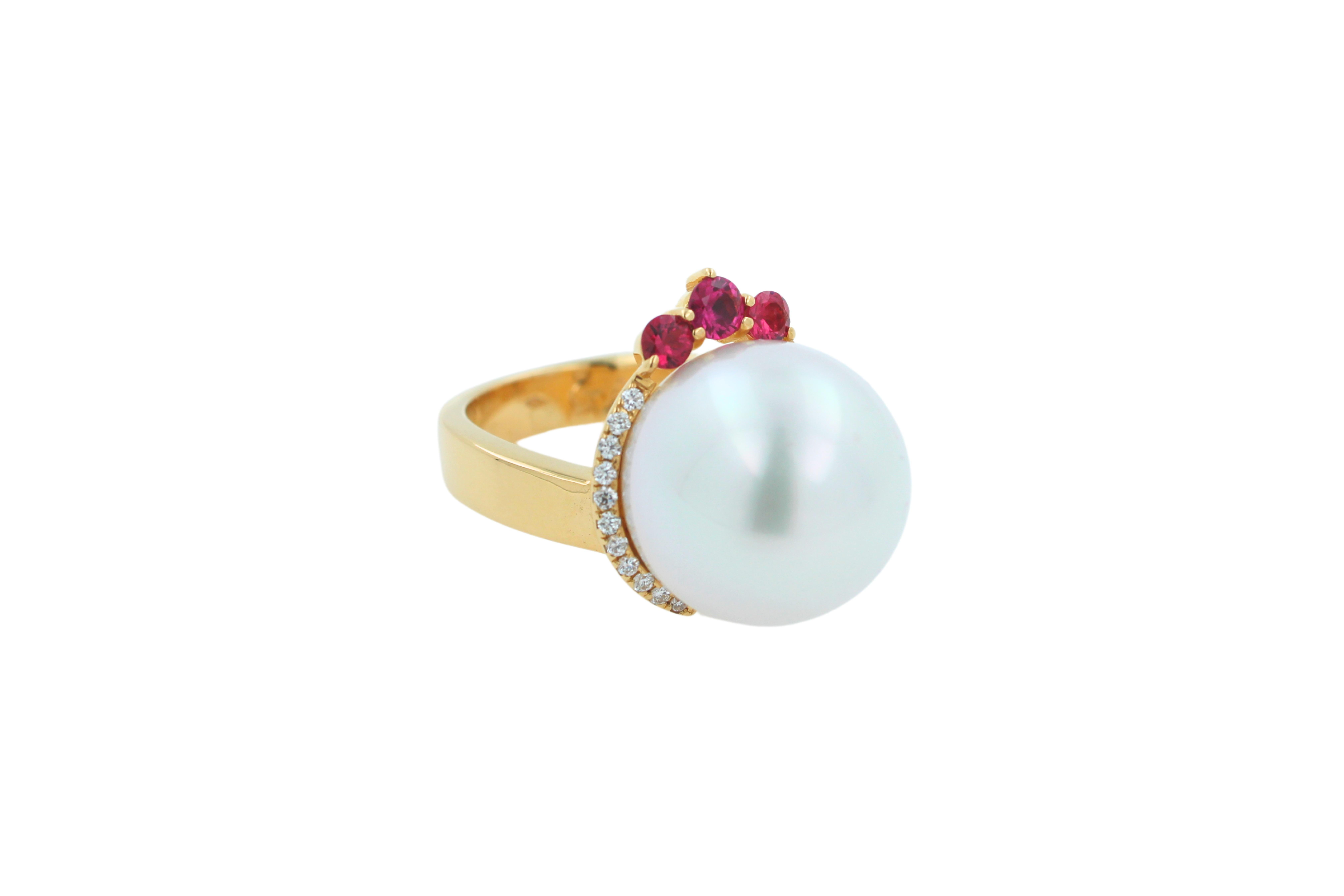 White South Sea Pearl Diamond Halo Comet Form Pink Red Spinel 18 Karat Gold Ring For Sale 7