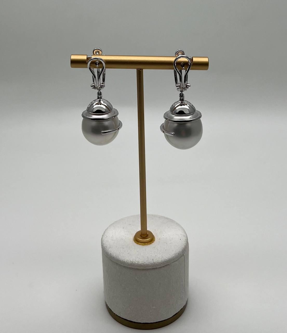 White South Sea Pearl Diamond Pave Drop 18 Karat White Gold Statement Earrings In New Condition For Sale In Oakton, VA