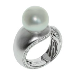 White South Sea Pearl Diamonds Cocktail Ring